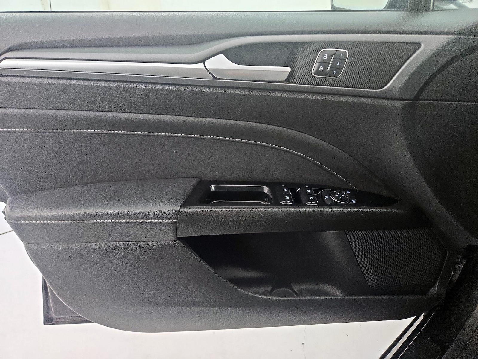 2015 Ford Fusion Titanium - Photo 13