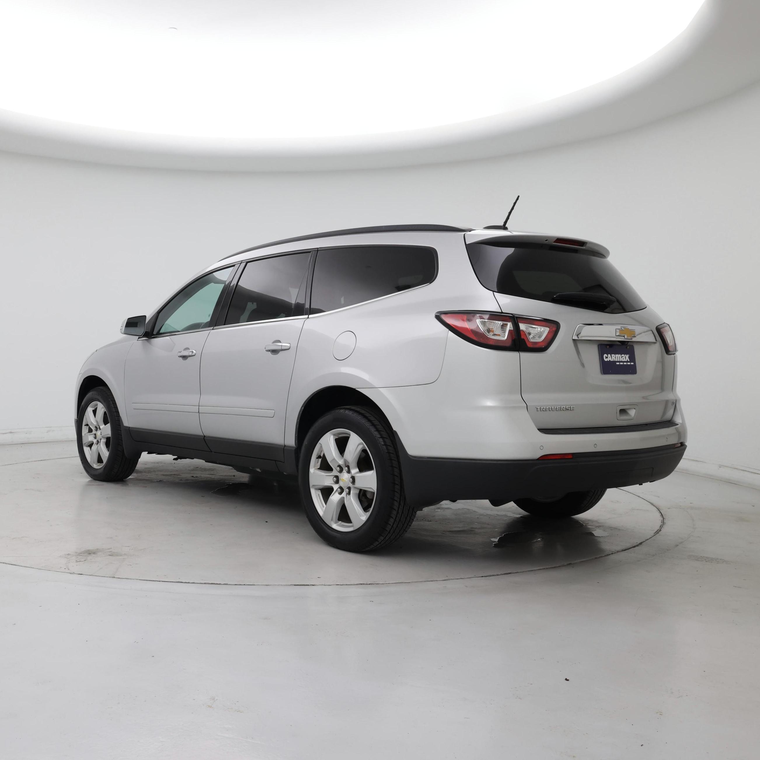 Thumbnail: 2017 Chevrolet Traverse - 2
