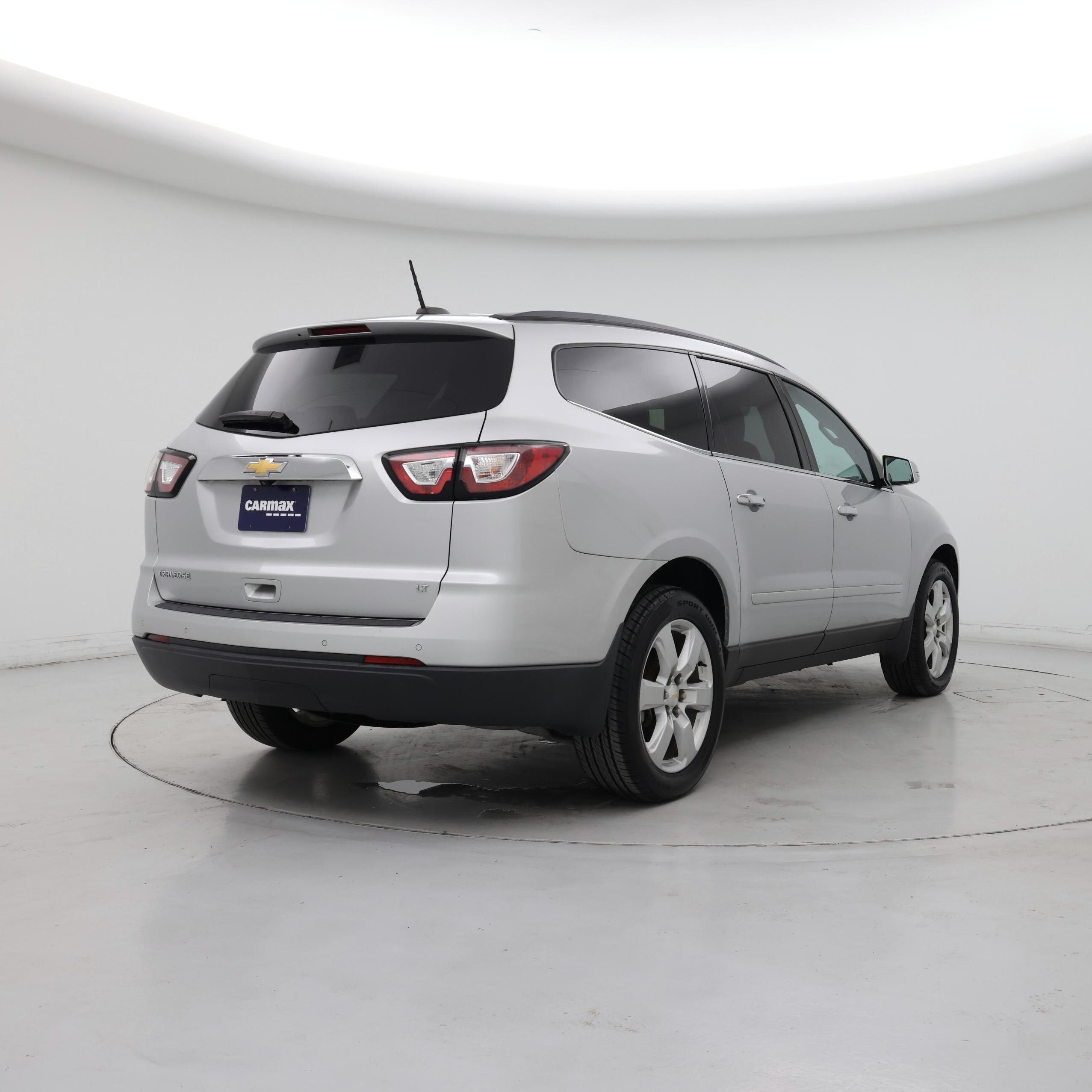 Thumbnail: 2017 Chevrolet Traverse - 8