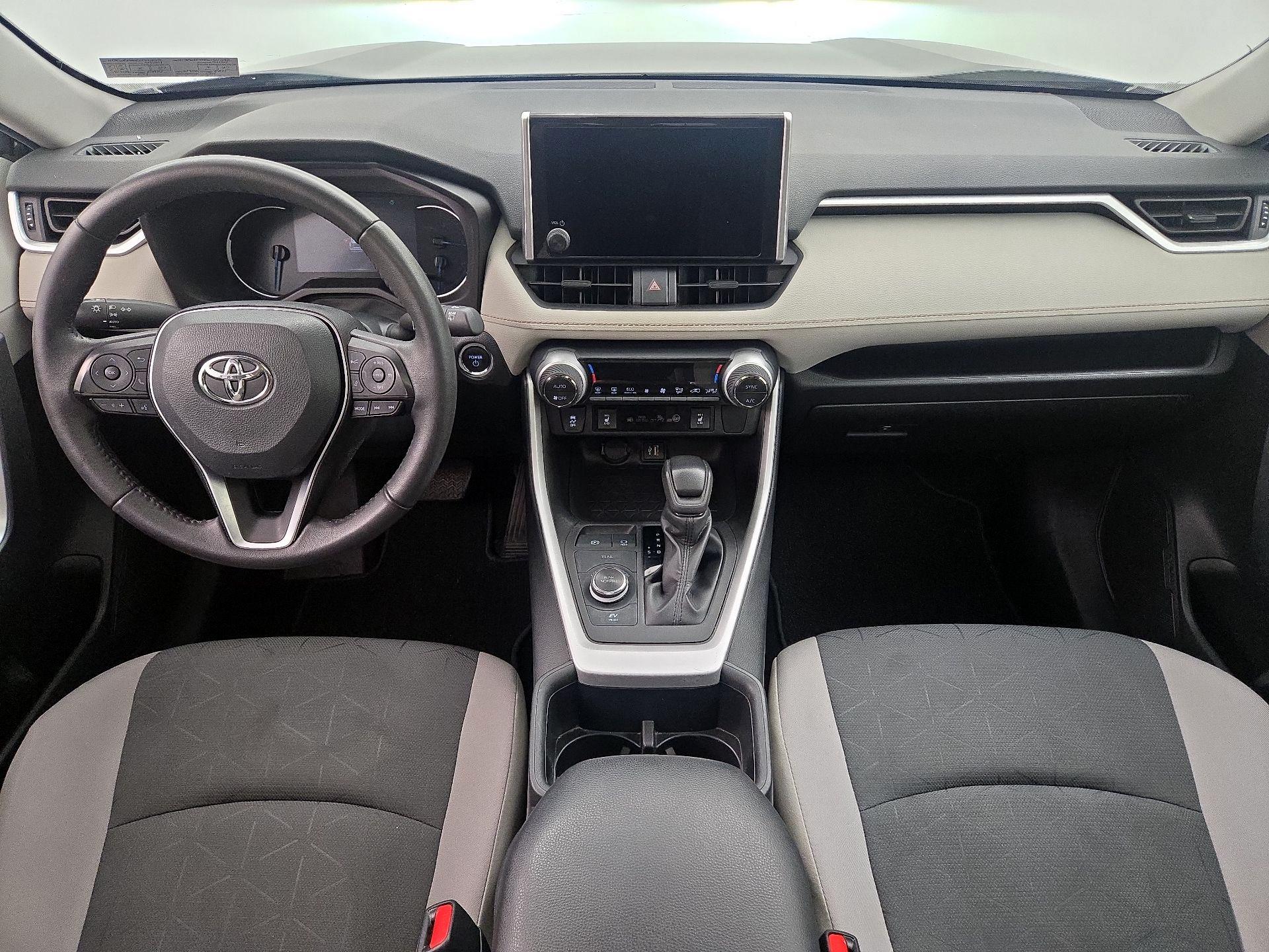 Thumbnail: 2024 Toyota RAV4 - 9