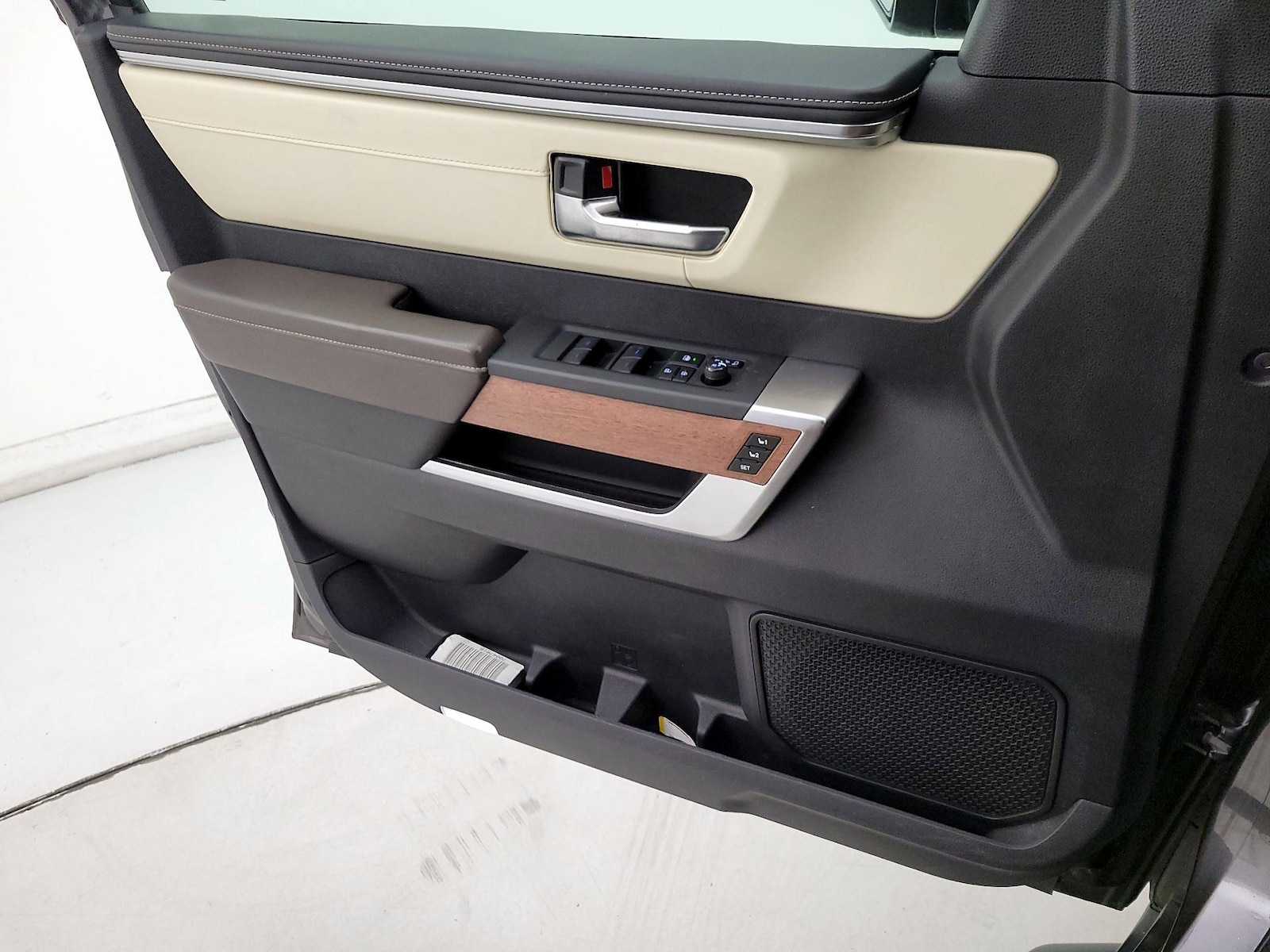2022 Toyota Tundra 1794 Edition - Photo 13
