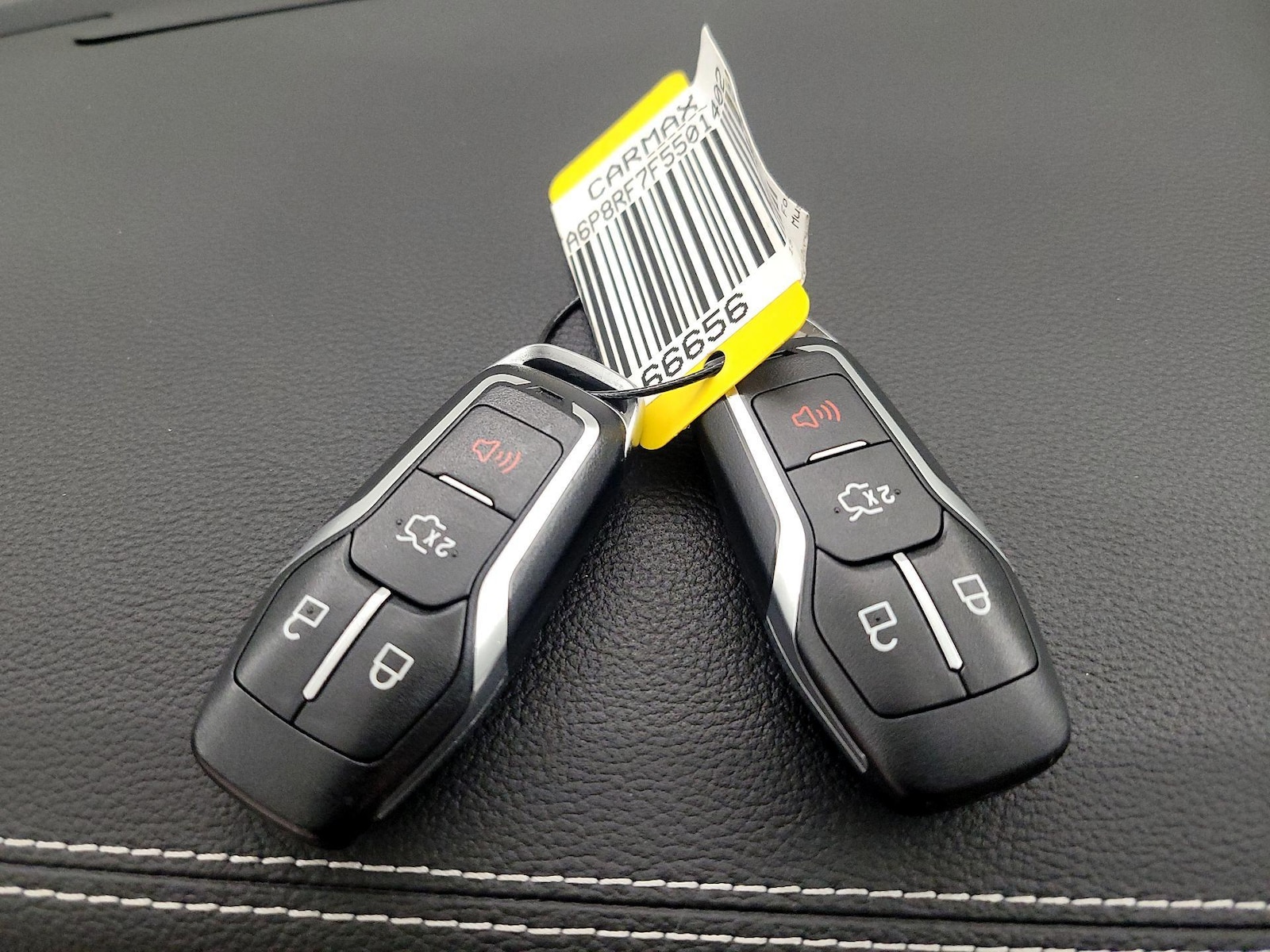 2015 Ford Mustang 50 Years Limited Edition - Photo 24