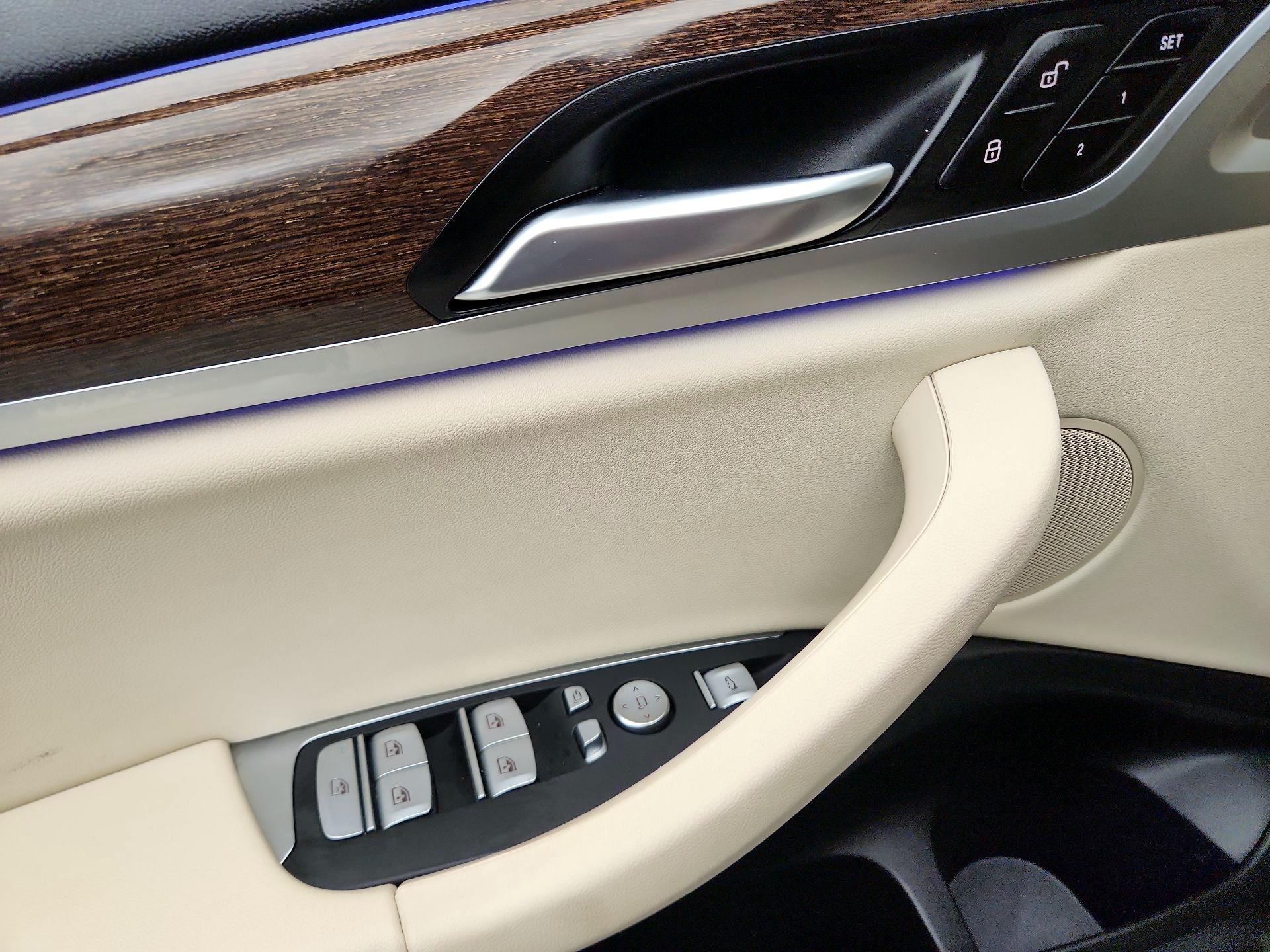Thumbnail: 2021 BMW X3 - 12