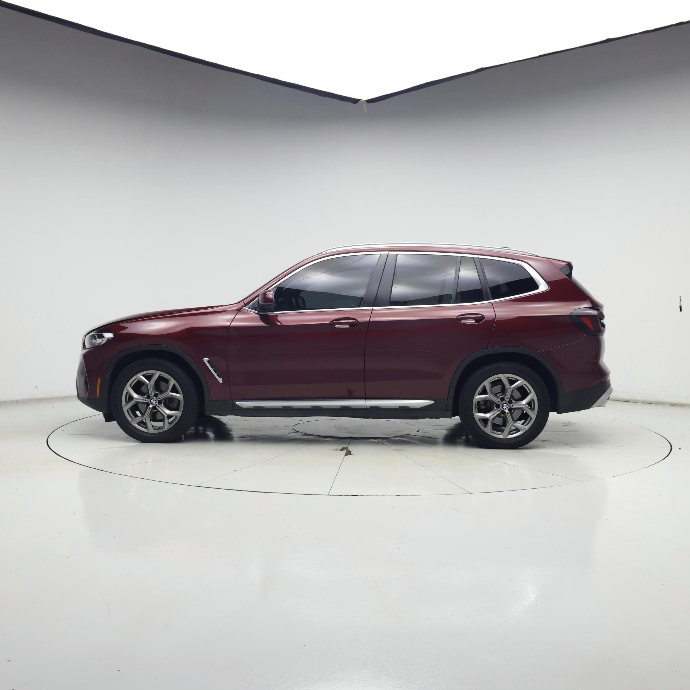 Thumbnail: 2022 BMW X3 - 3