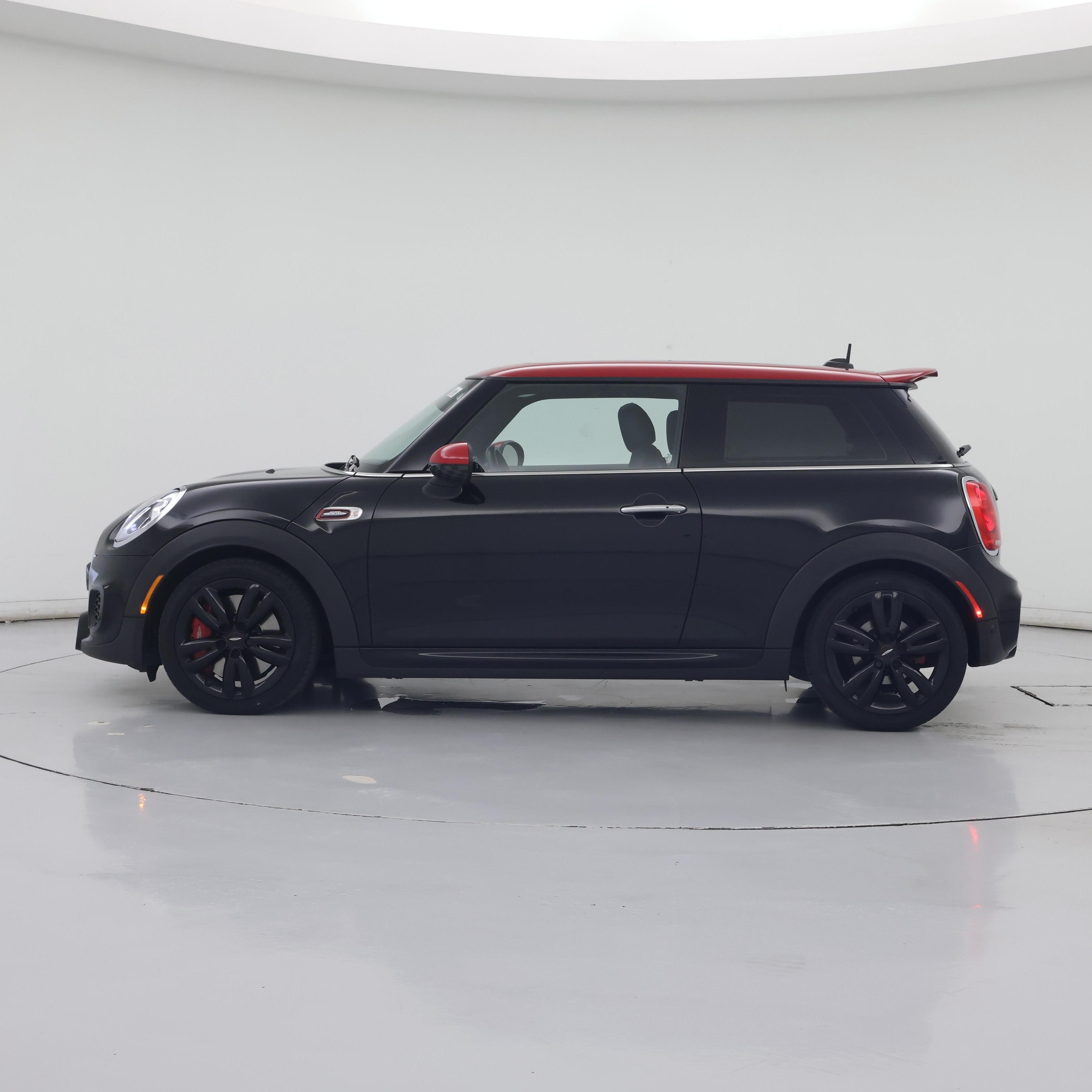 Thumbnail: 2017 MINI Cooper Hardtop - 3