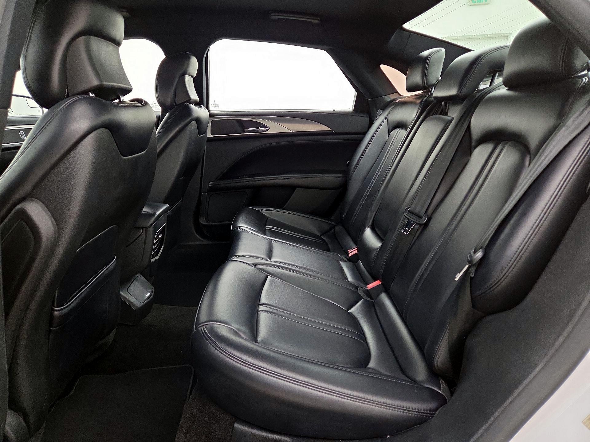 Thumbnail: 2018 Lincoln MKZ - 18