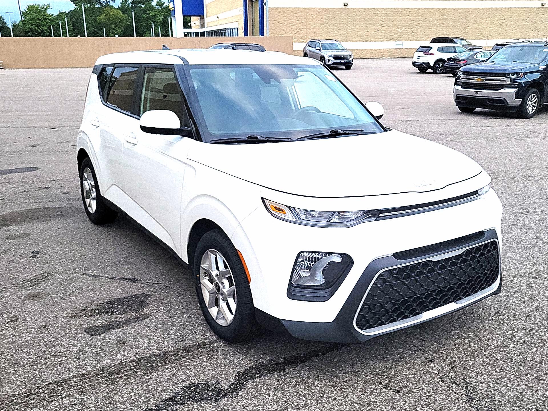 Thumbnail: 2022 Kia Soul - 1