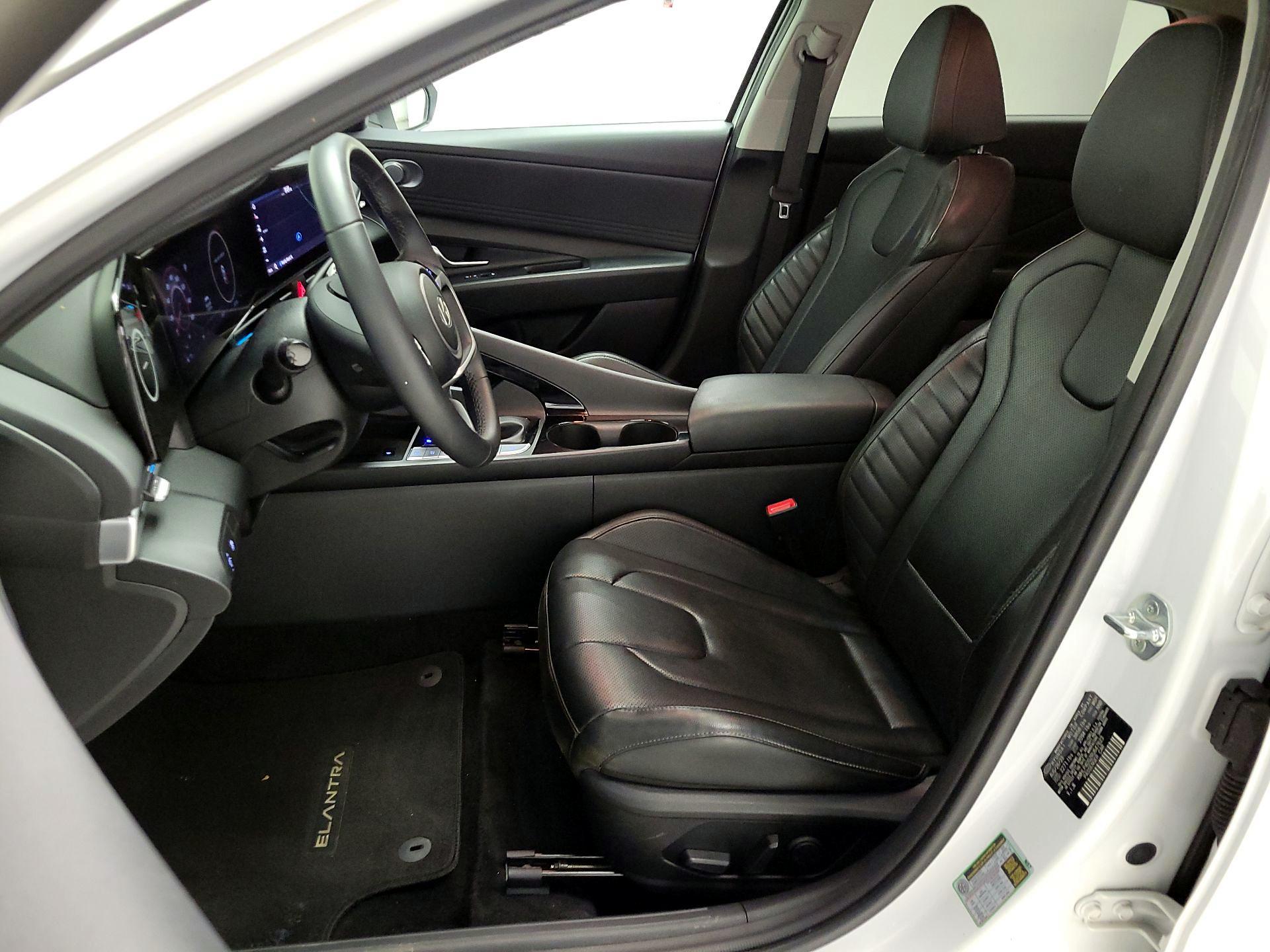 Thumbnail: 2024 Hyundai Elantra - 11