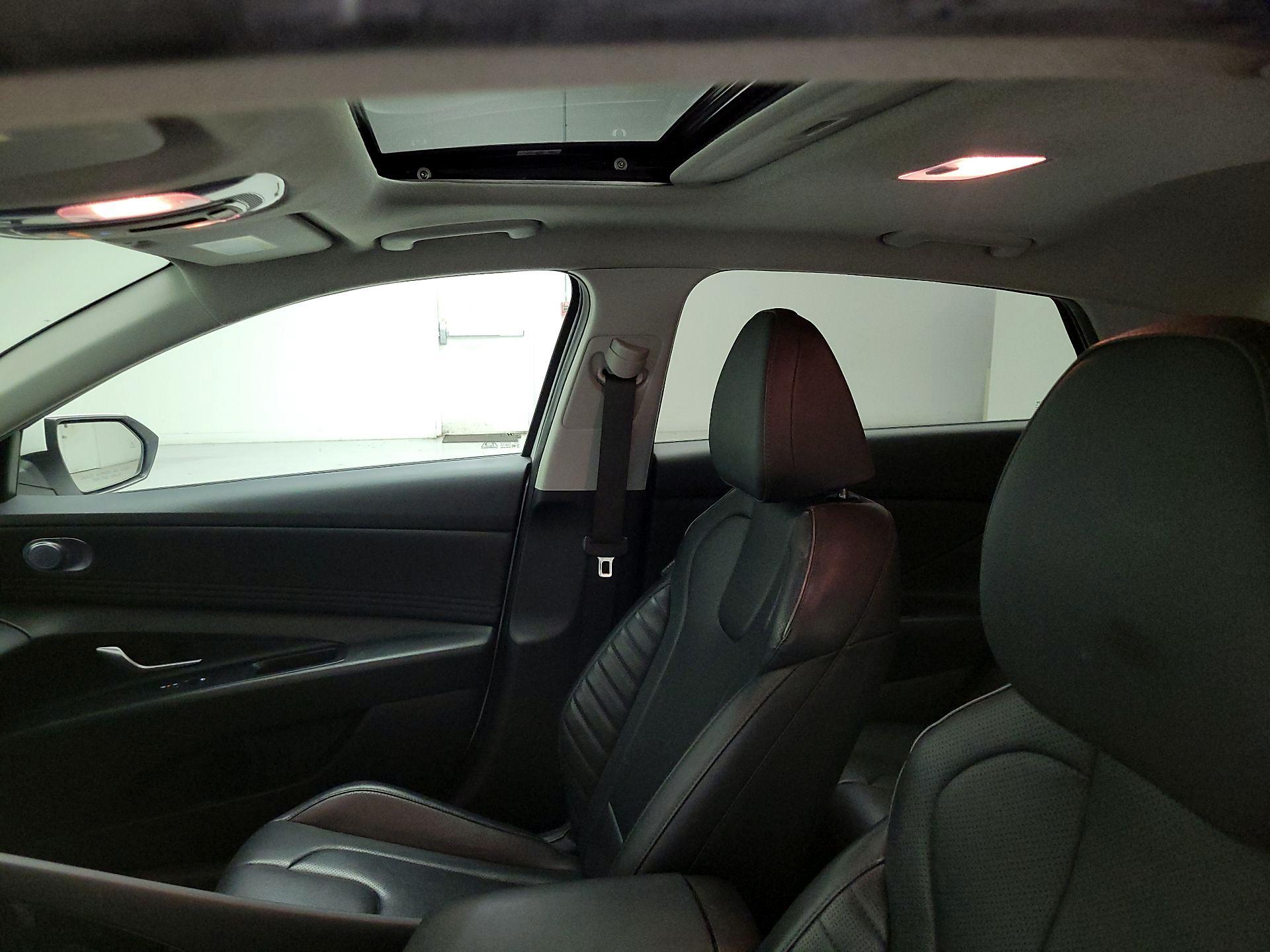 Thumbnail: 2024 Hyundai Elantra - 20