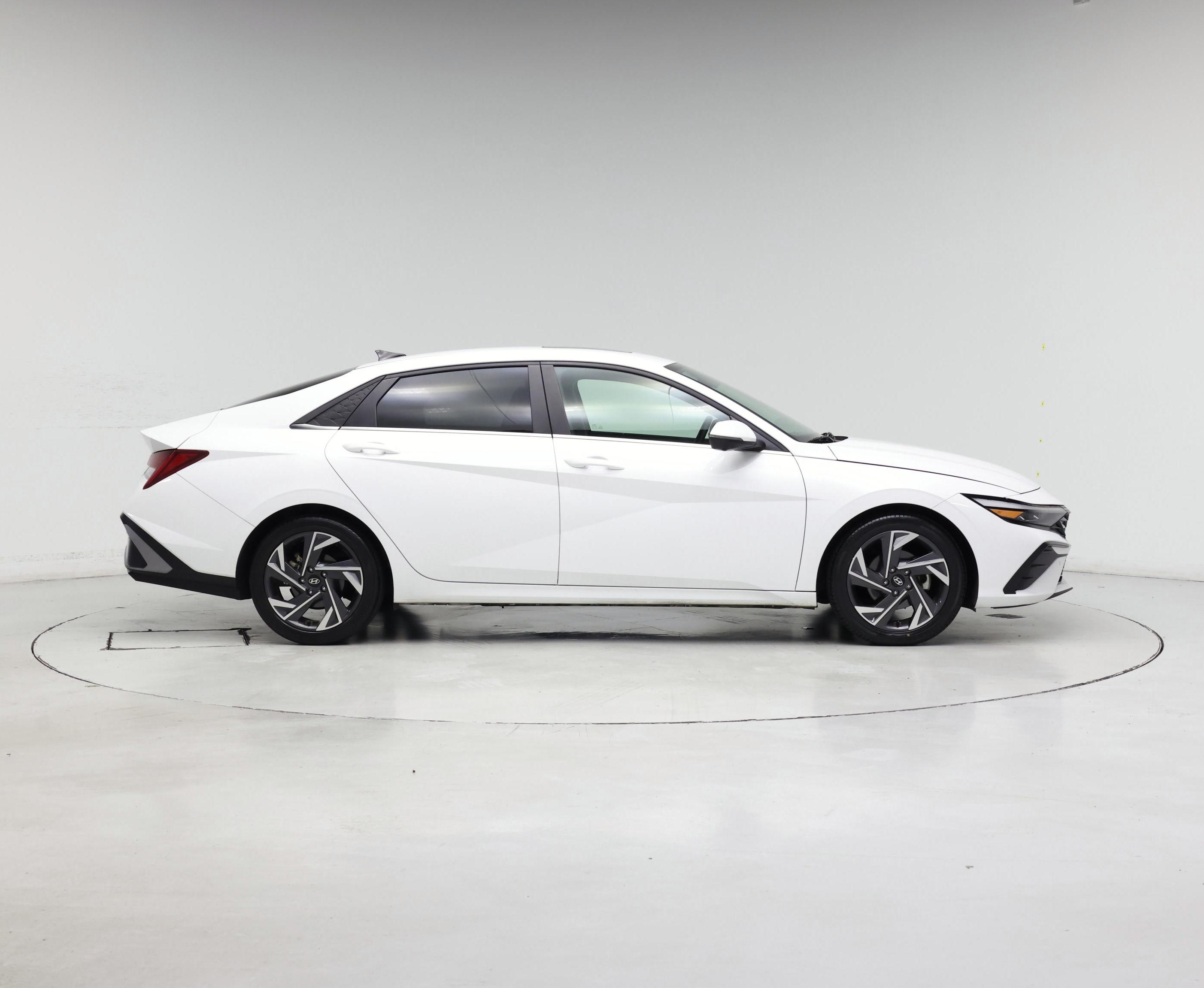 Thumbnail: 2024 Hyundai Elantra - 7