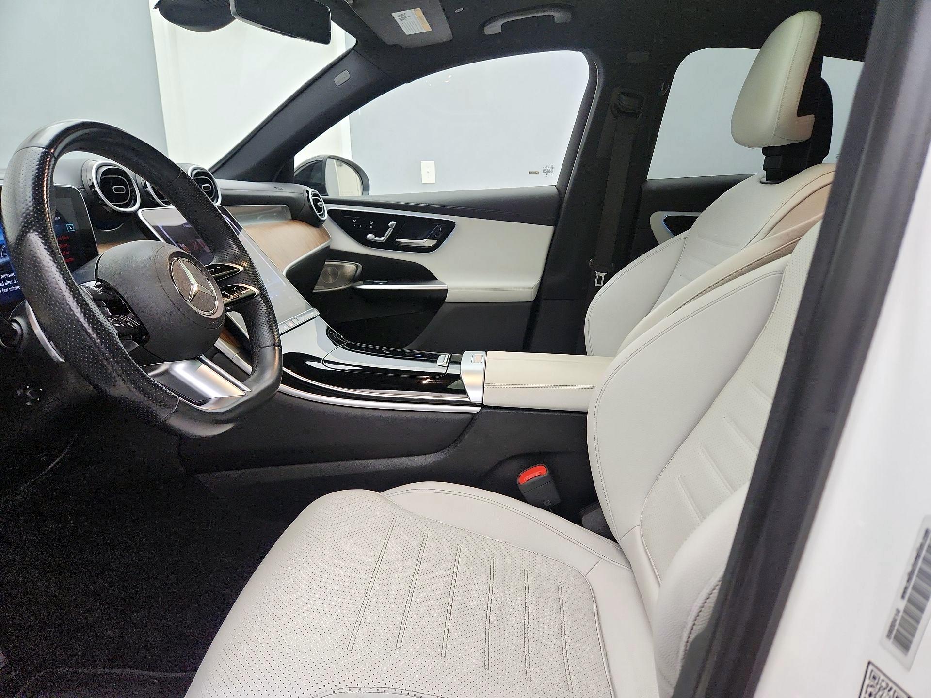 Thumbnail: 2024 Mercedes-Benz GLC - 11