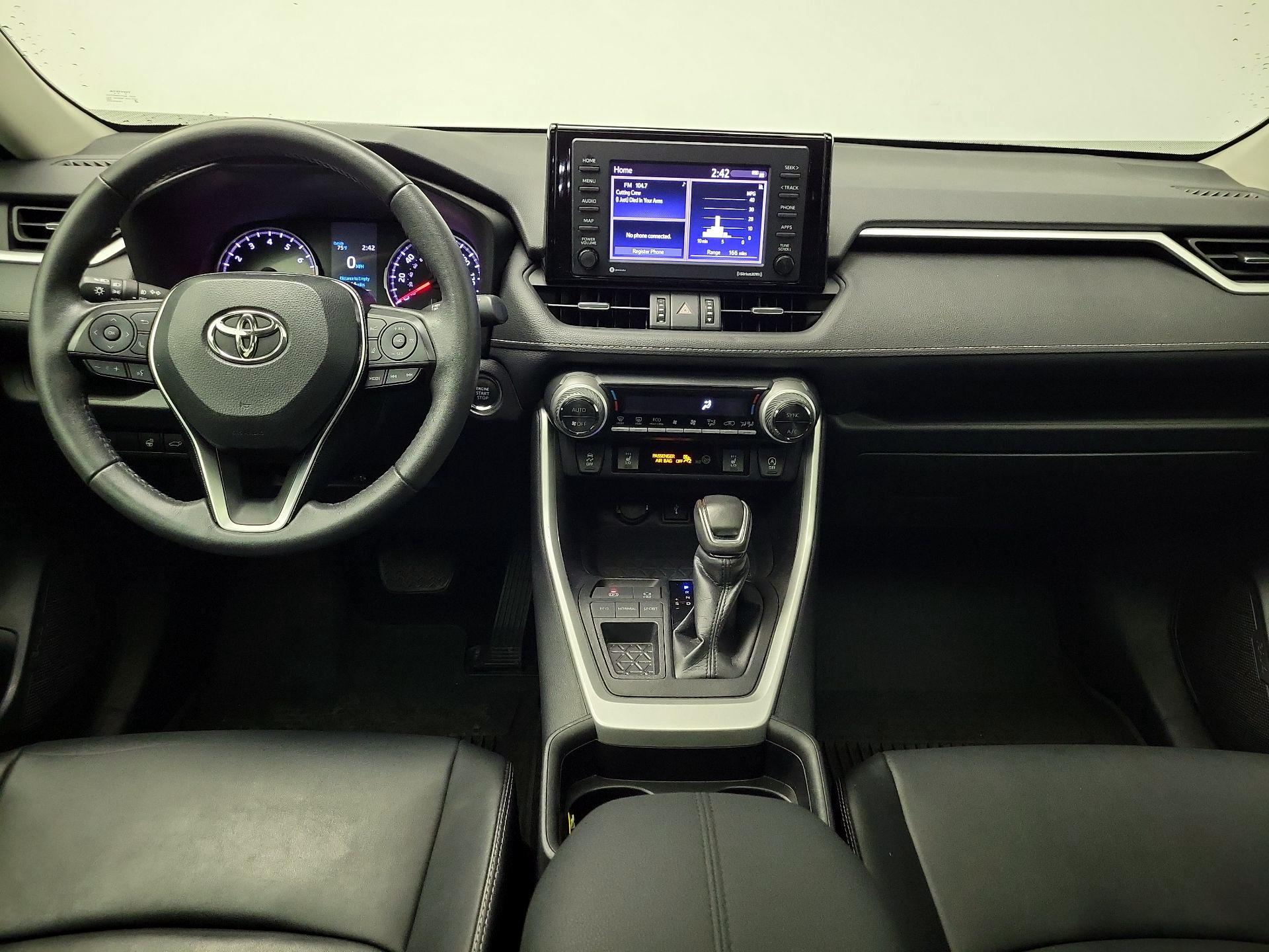 Thumbnail: 2021 Toyota RAV4 - 9