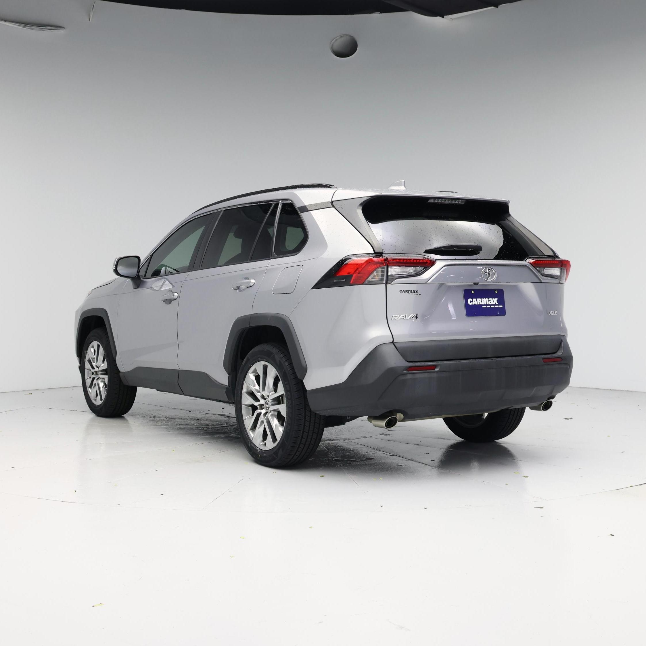 Thumbnail: 2021 Toyota RAV4 - 2