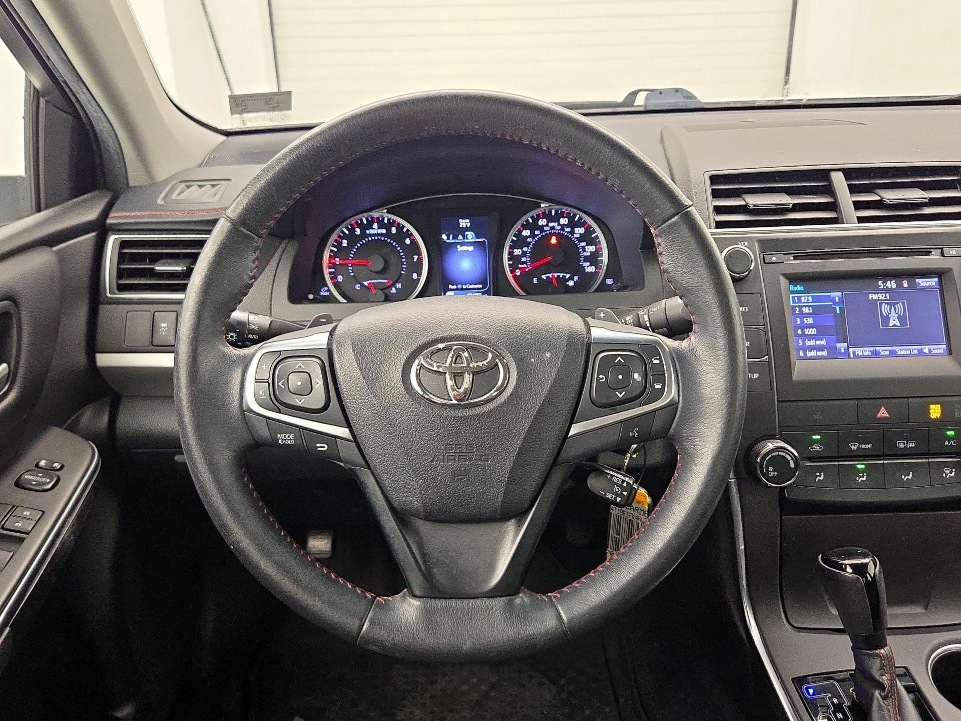 Thumbnail: 2017 Toyota Camry - 10