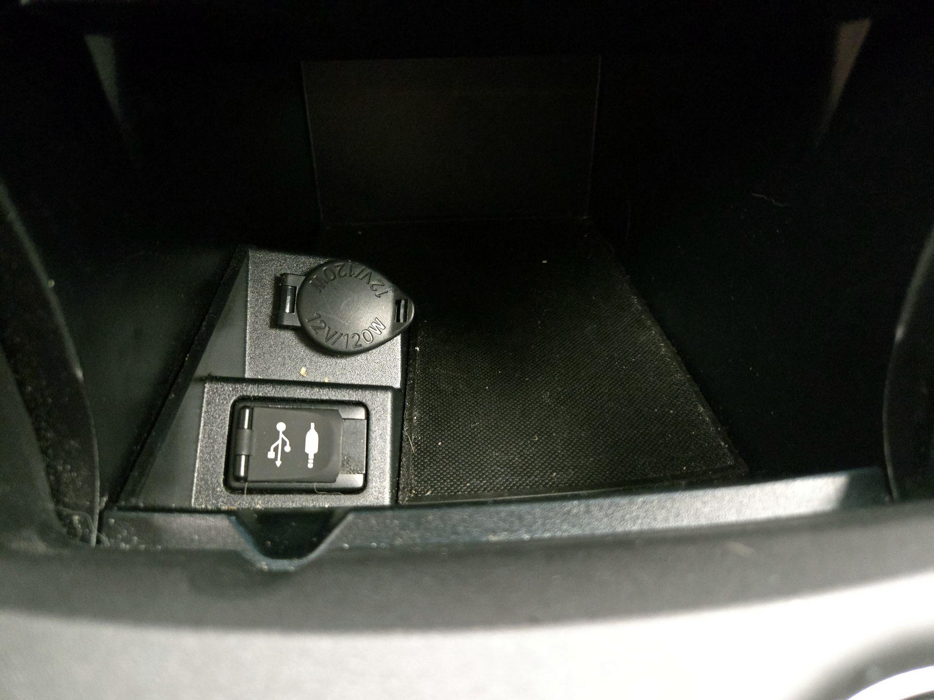 Thumbnail: 2017 Toyota Camry - 18