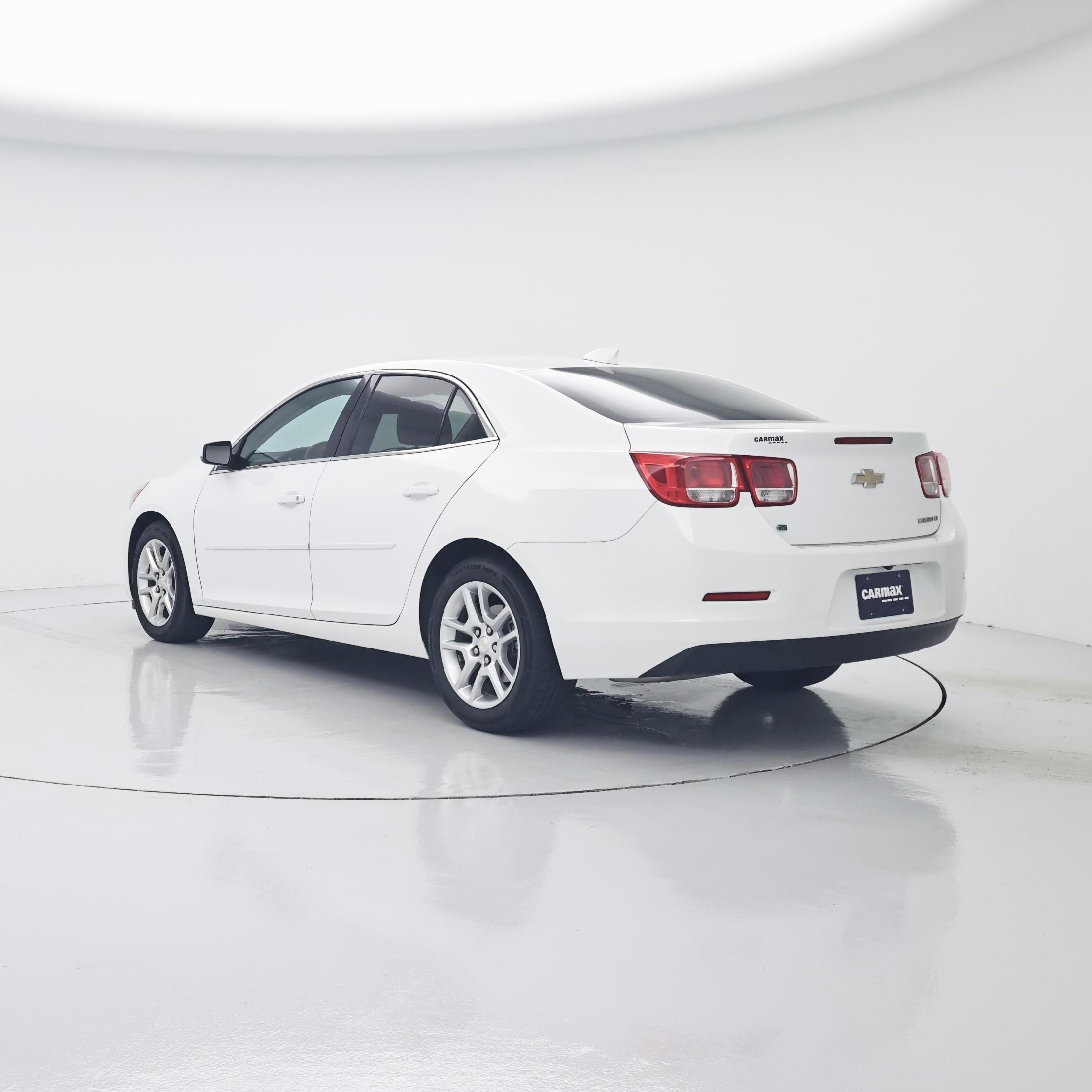 Thumbnail: 2016 Chevrolet Malibu - 2