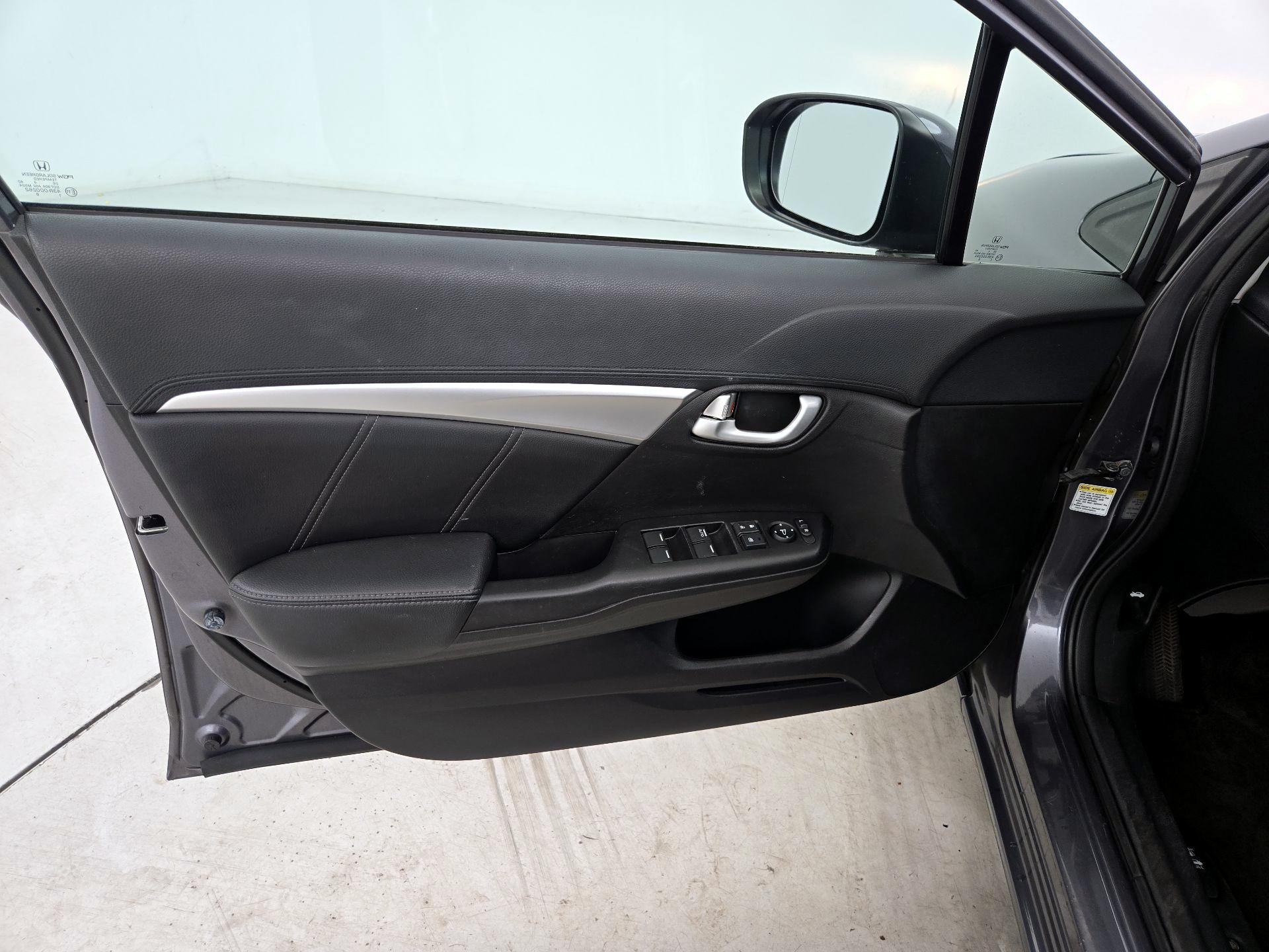 Thumbnail: 2015 Honda Civic - 12