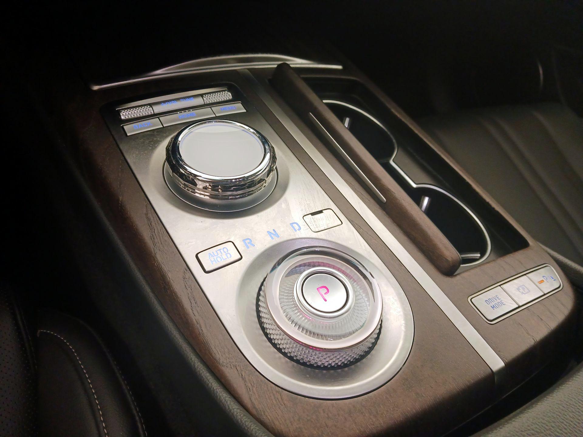 Thumbnail: 2024 Genesis G80 - 18