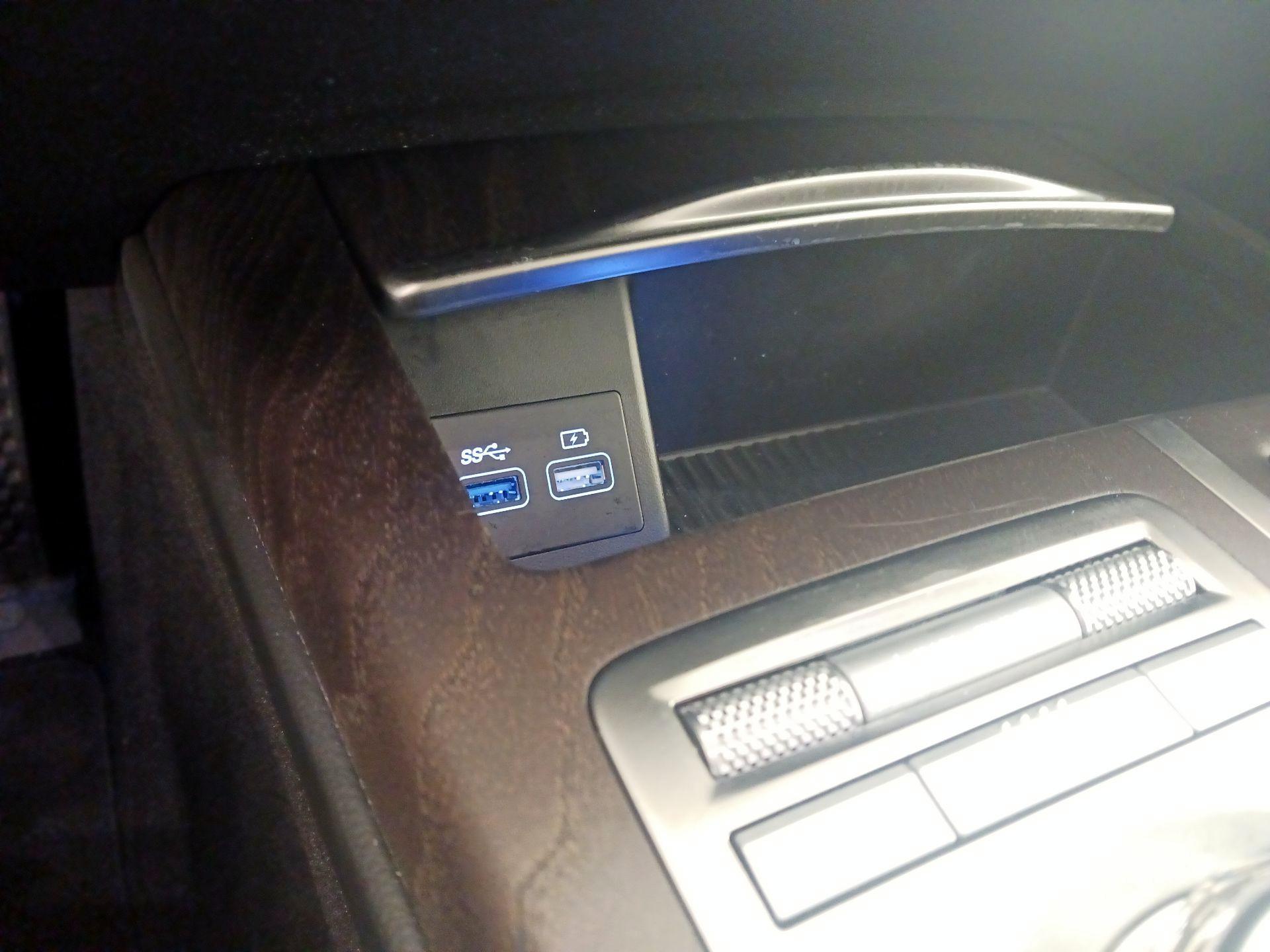 Thumbnail: 2024 Genesis G80 - 19