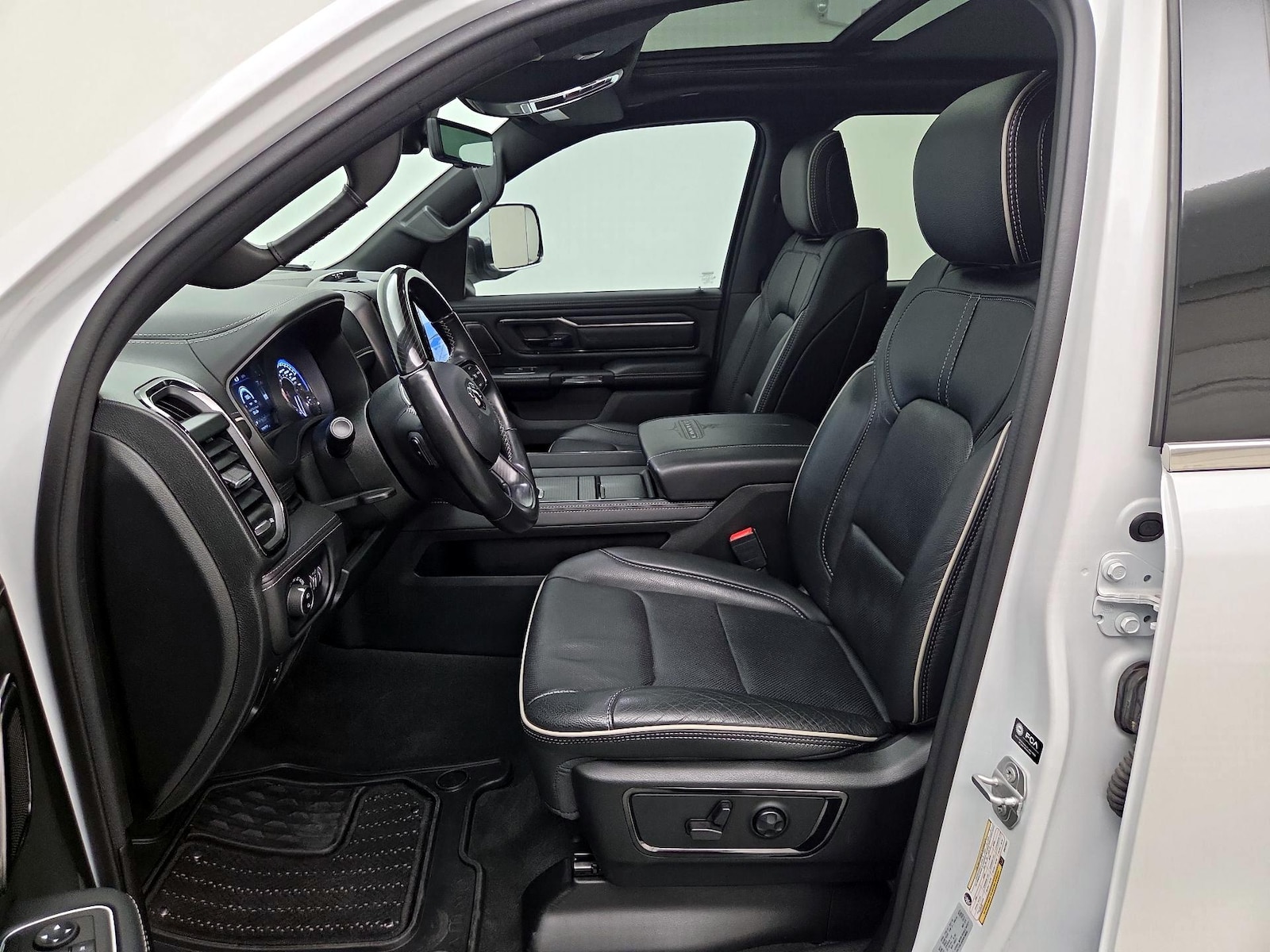 2022 RAM Ram 1500 Pickup Limited - Photo 12