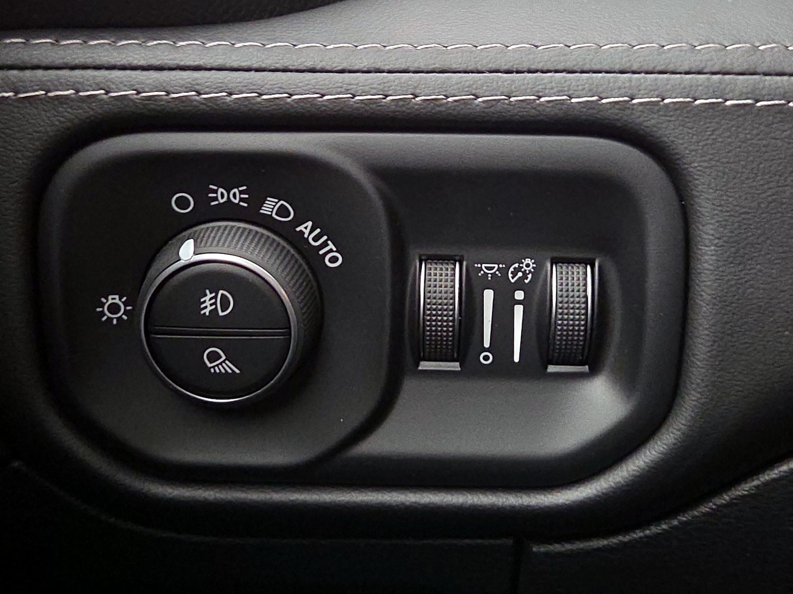 2022 RAM Ram 1500 Pickup Limited - Photo 14