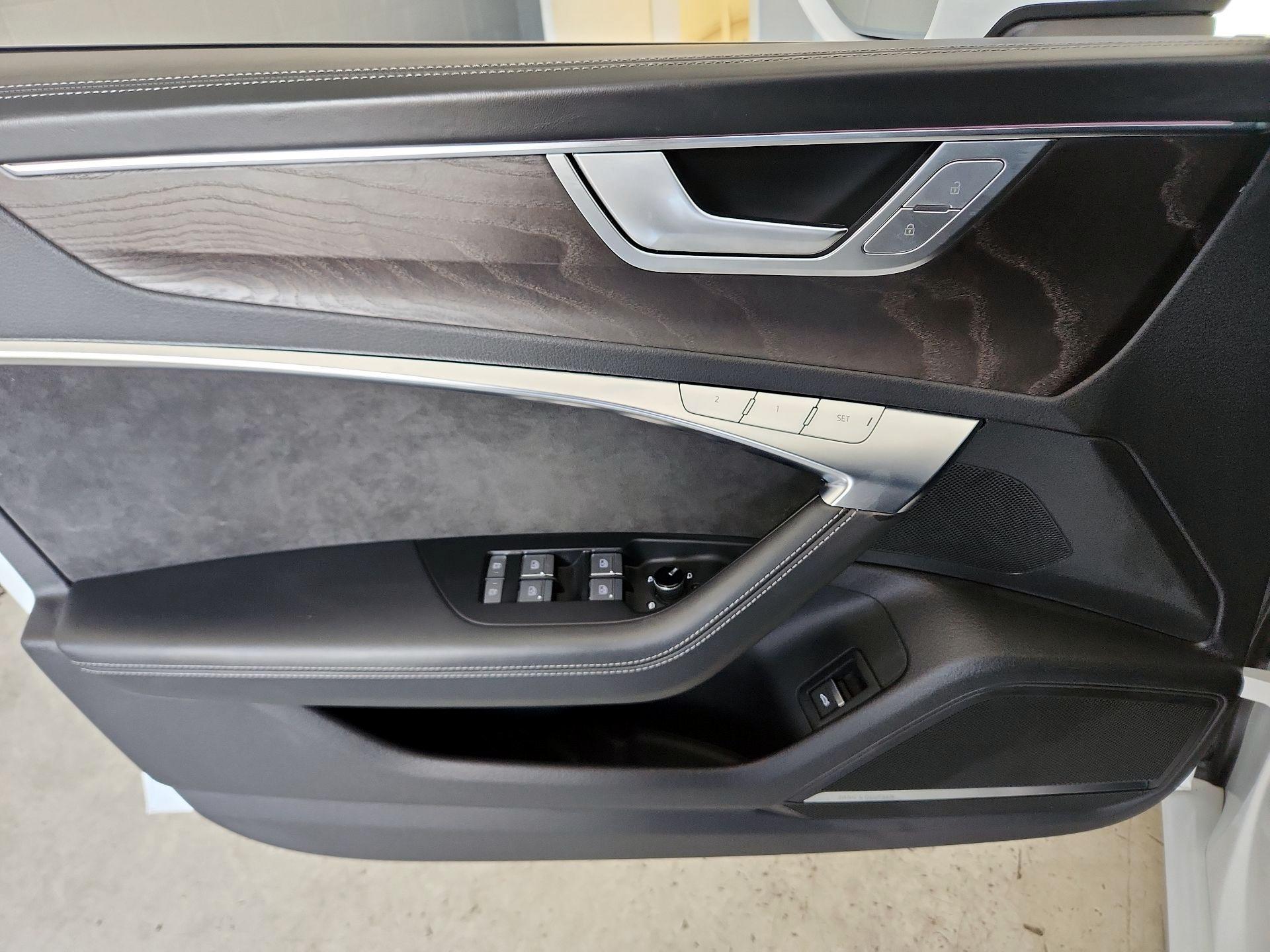 Thumbnail: 2021 Audi A6 - 12