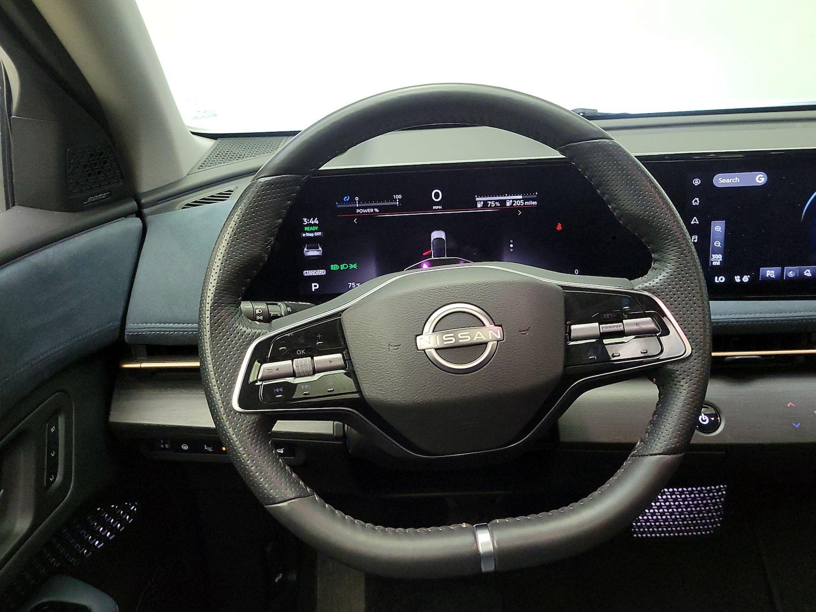 2023 Nissan Ariya Platinum+ - Photo 11