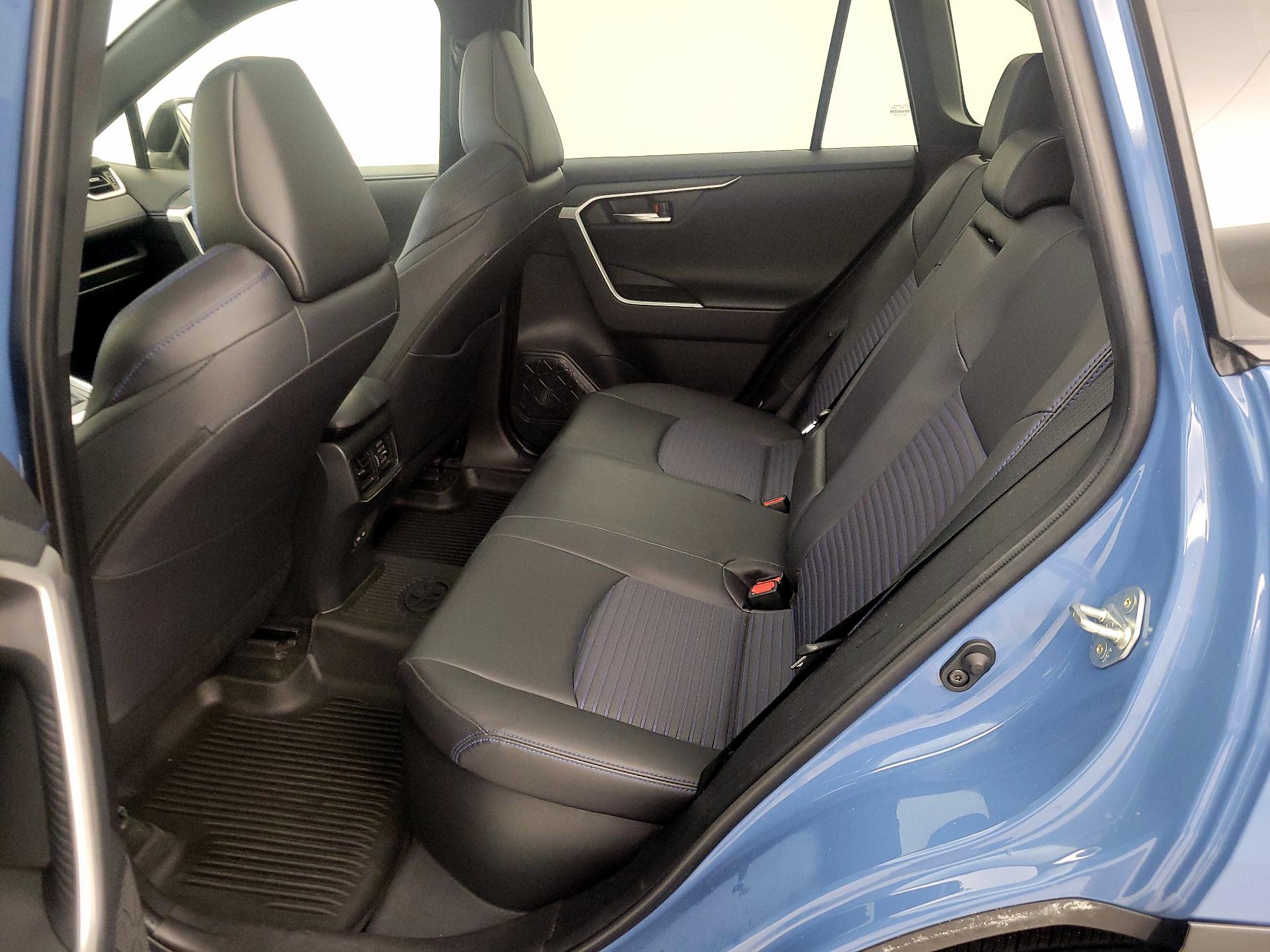 Thumbnail: 2024 Toyota RAV4 - 20