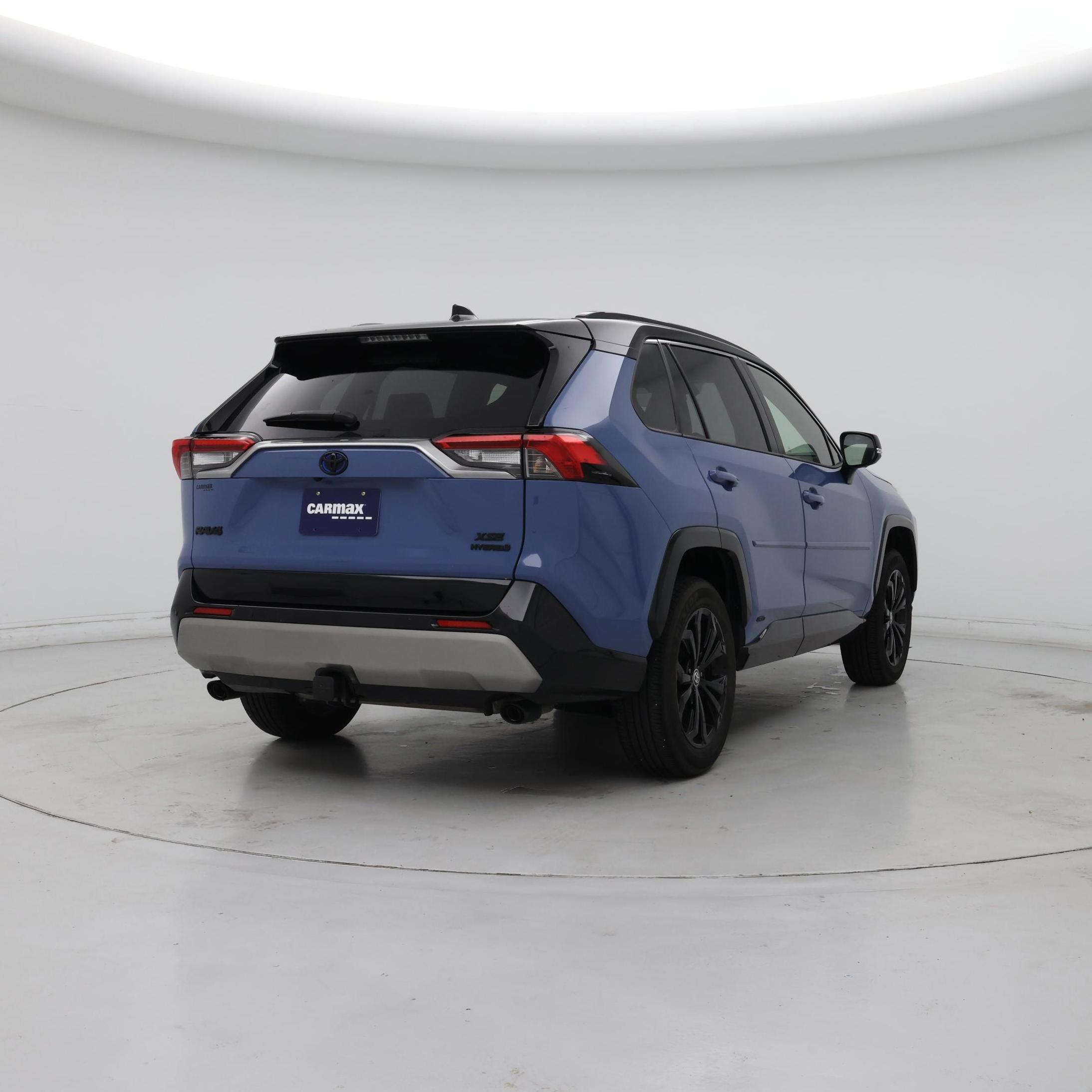 Thumbnail: 2024 Toyota RAV4 - 8