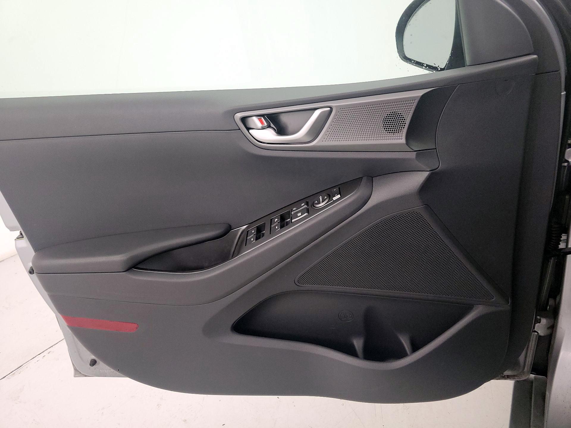 Thumbnail: 2020 Hyundai Ioniq - 12