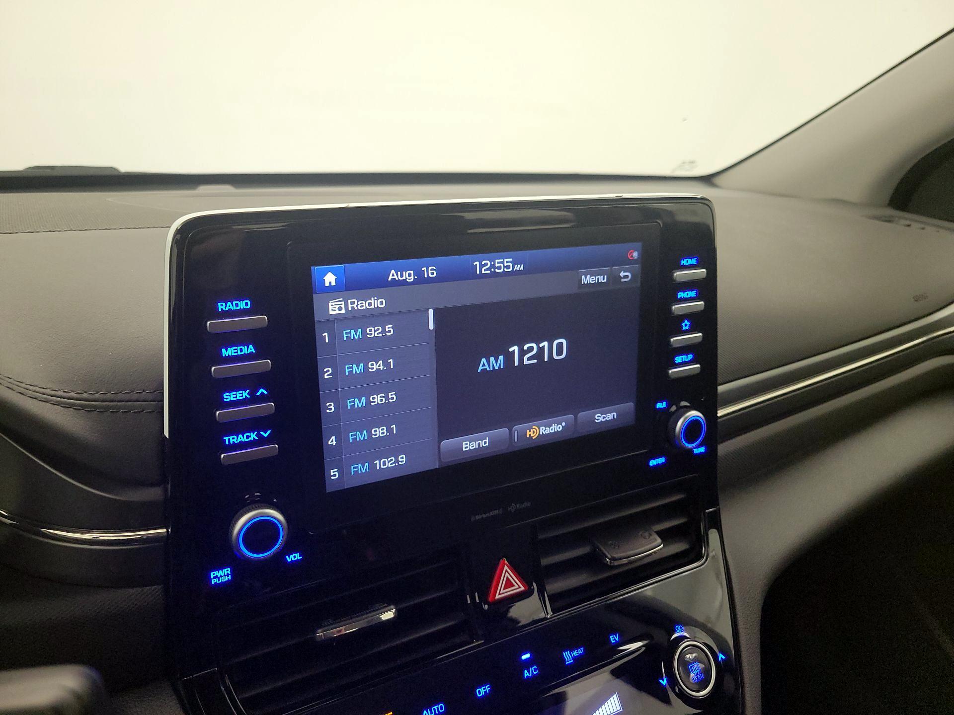 Thumbnail: 2020 Hyundai Ioniq - 15