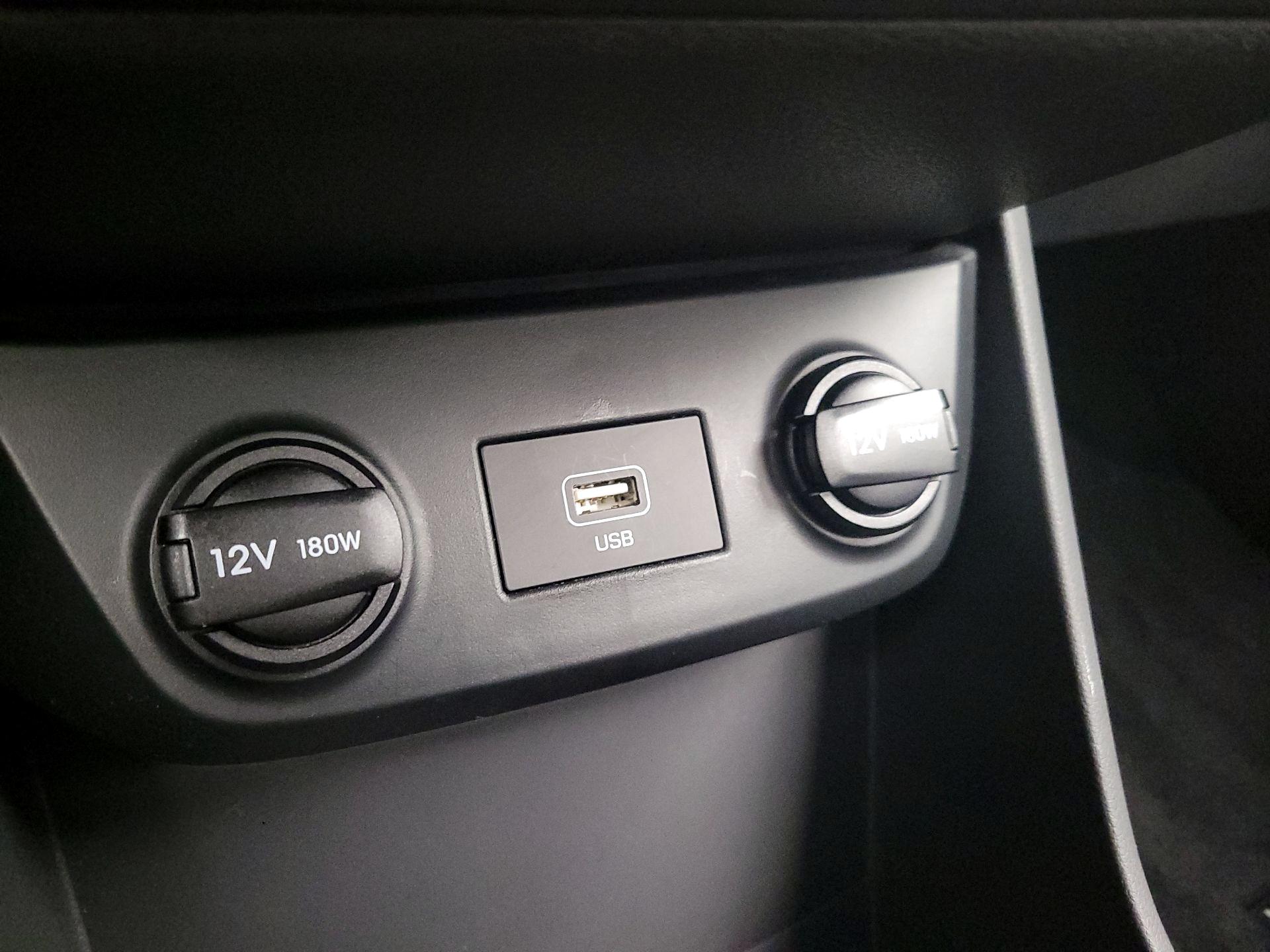 Thumbnail: 2020 Hyundai Ioniq - 18