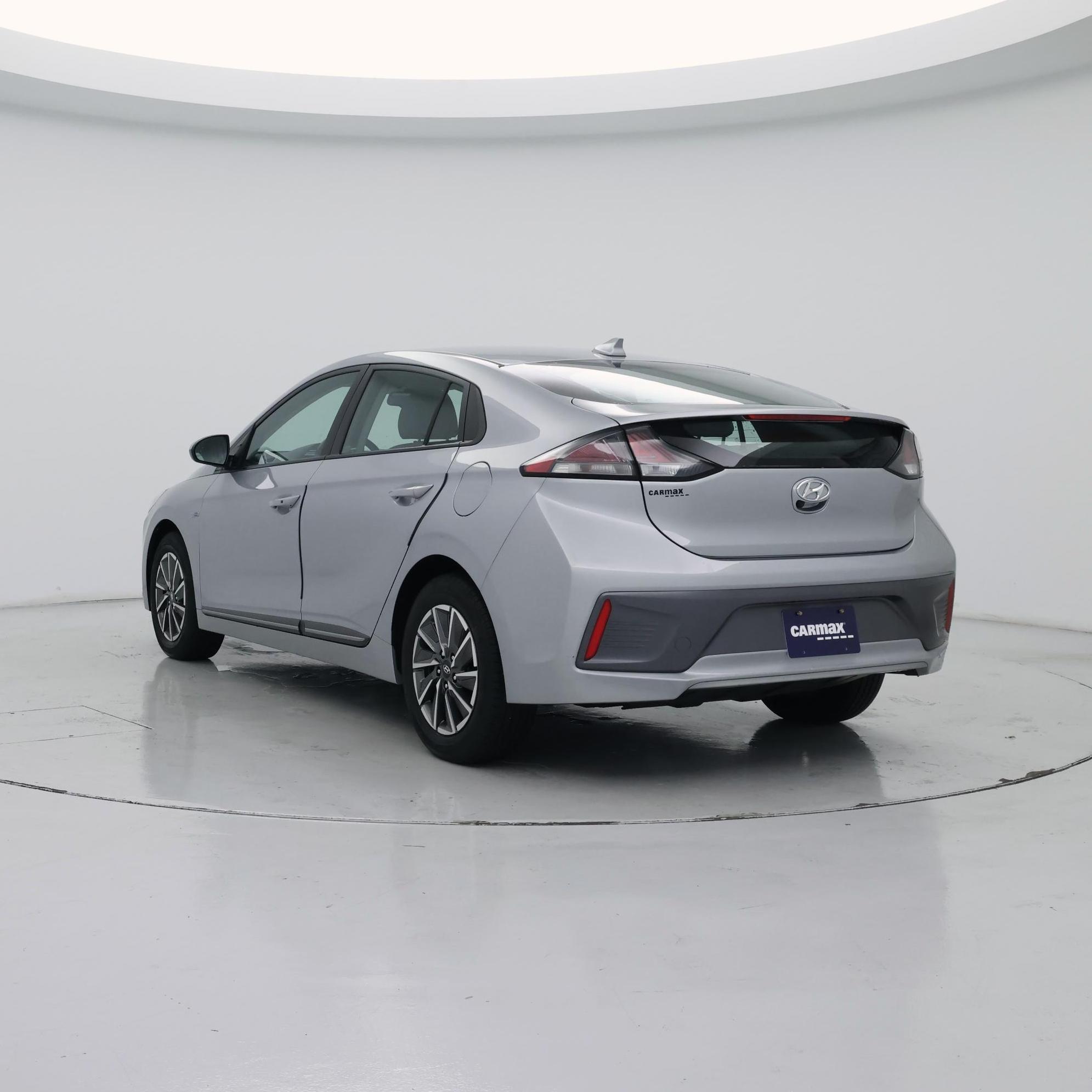 Thumbnail: 2020 Hyundai Ioniq - 2
