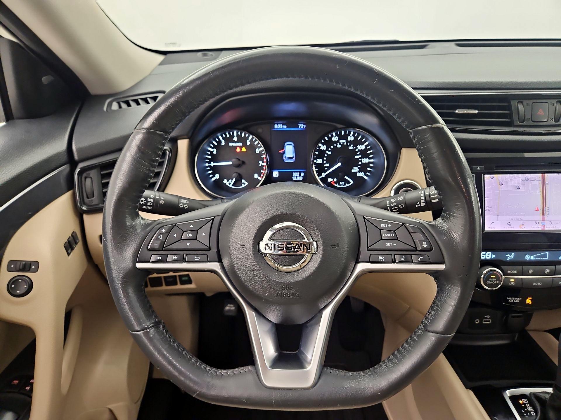 Thumbnail: 2018 Nissan Rogue - 10