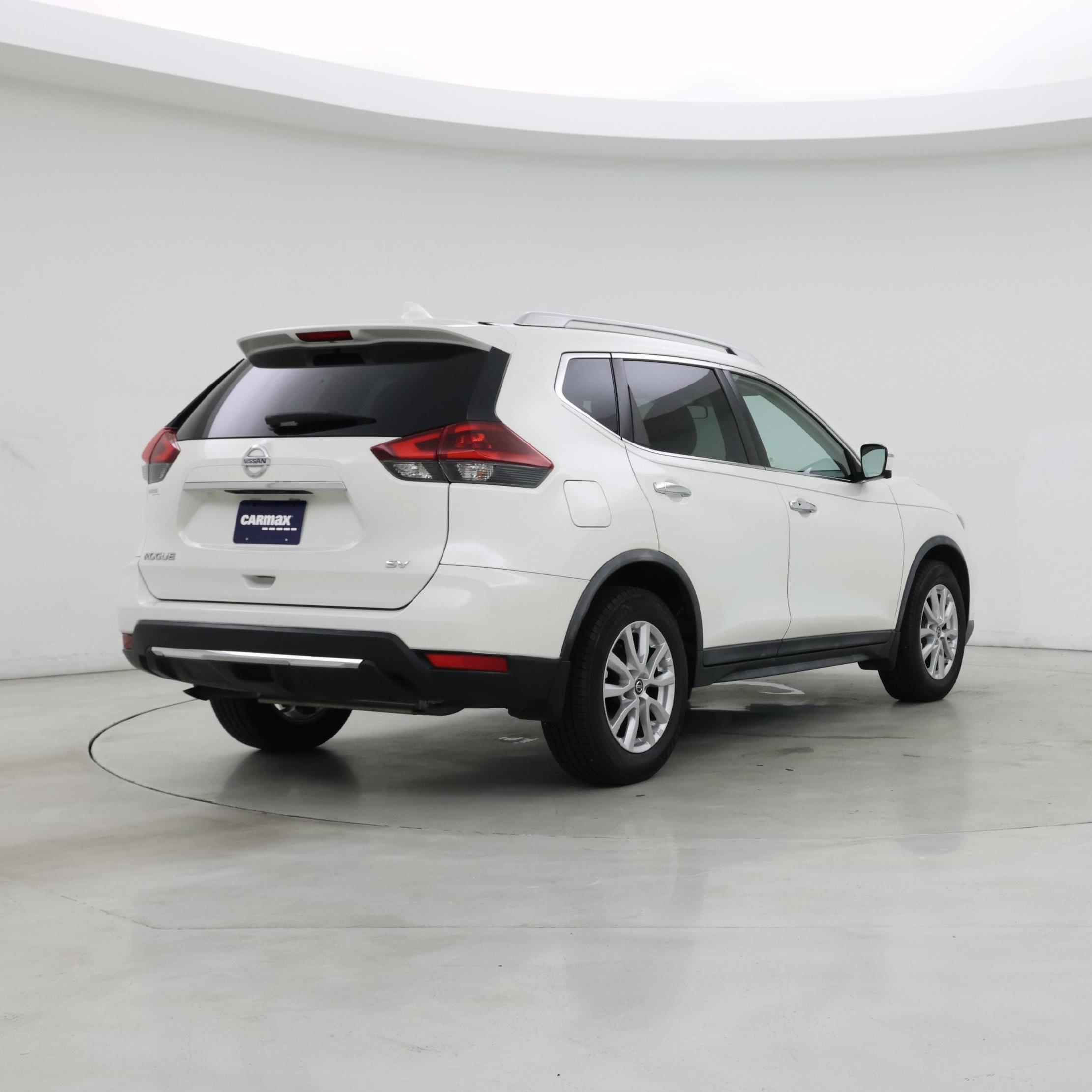 Thumbnail: 2018 Nissan Rogue - 8