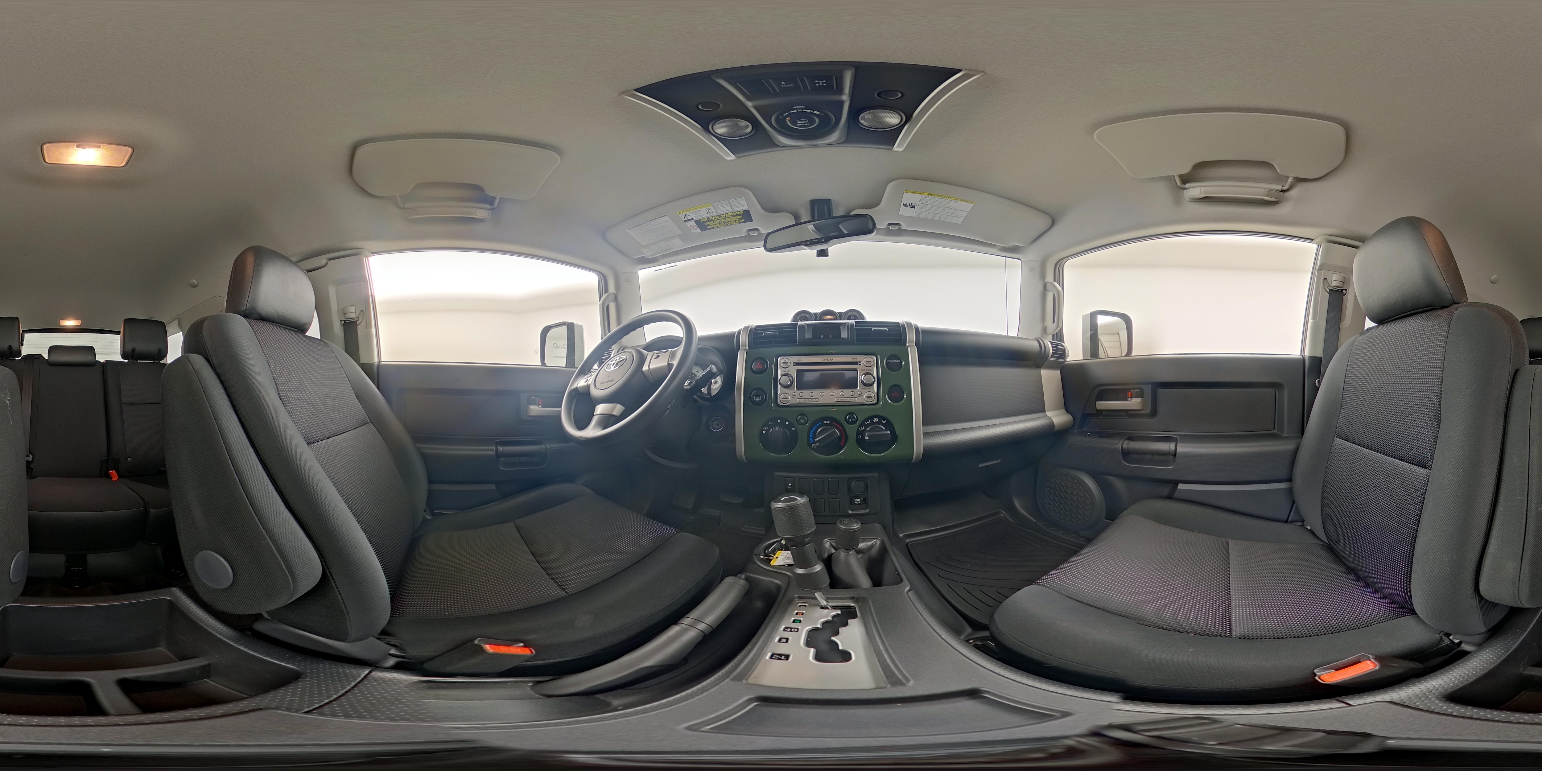 2014 Toyota FJ Cruiser Base - Photo 24