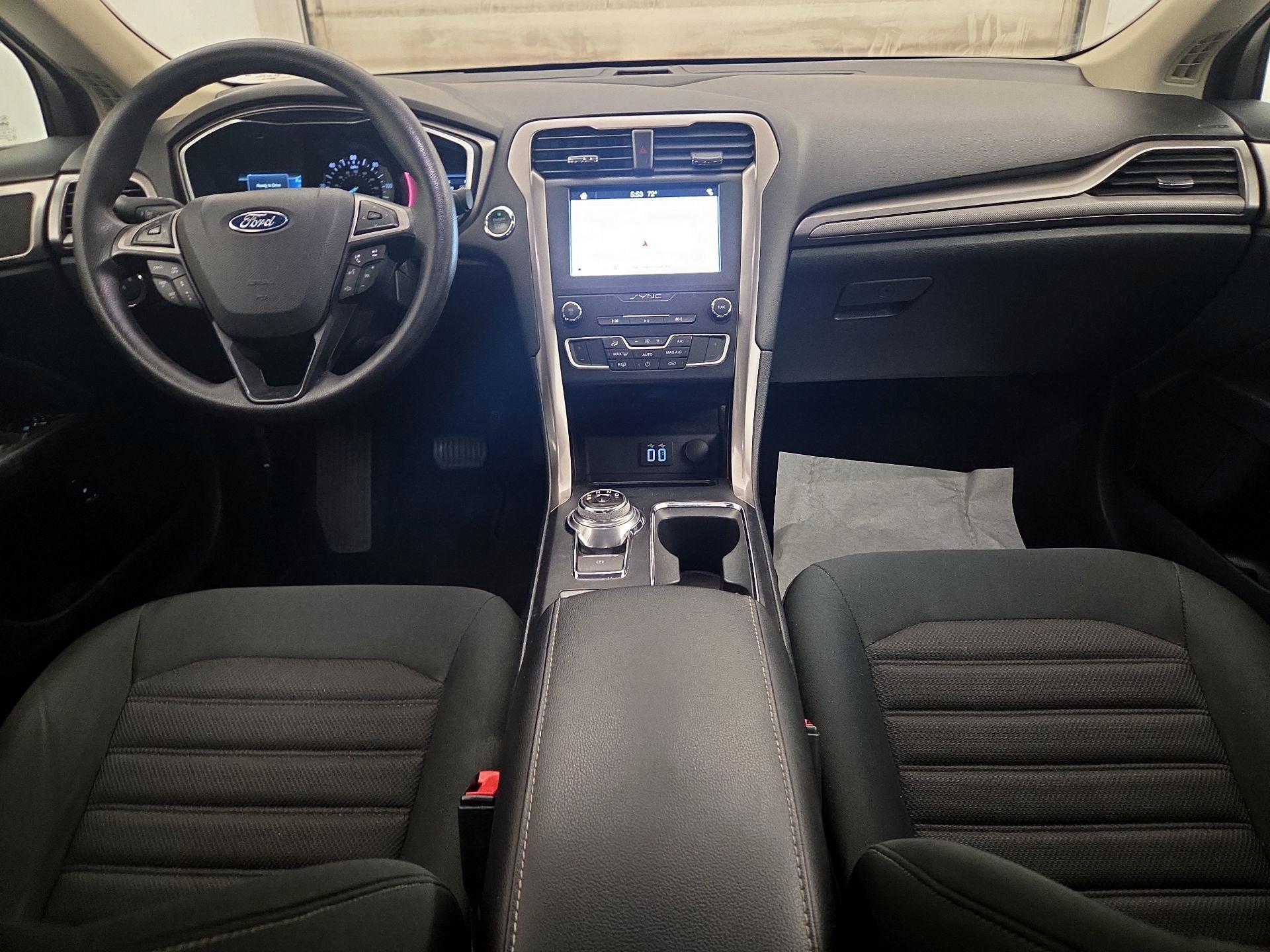 Thumbnail: 2019 Ford Fusion - 9
