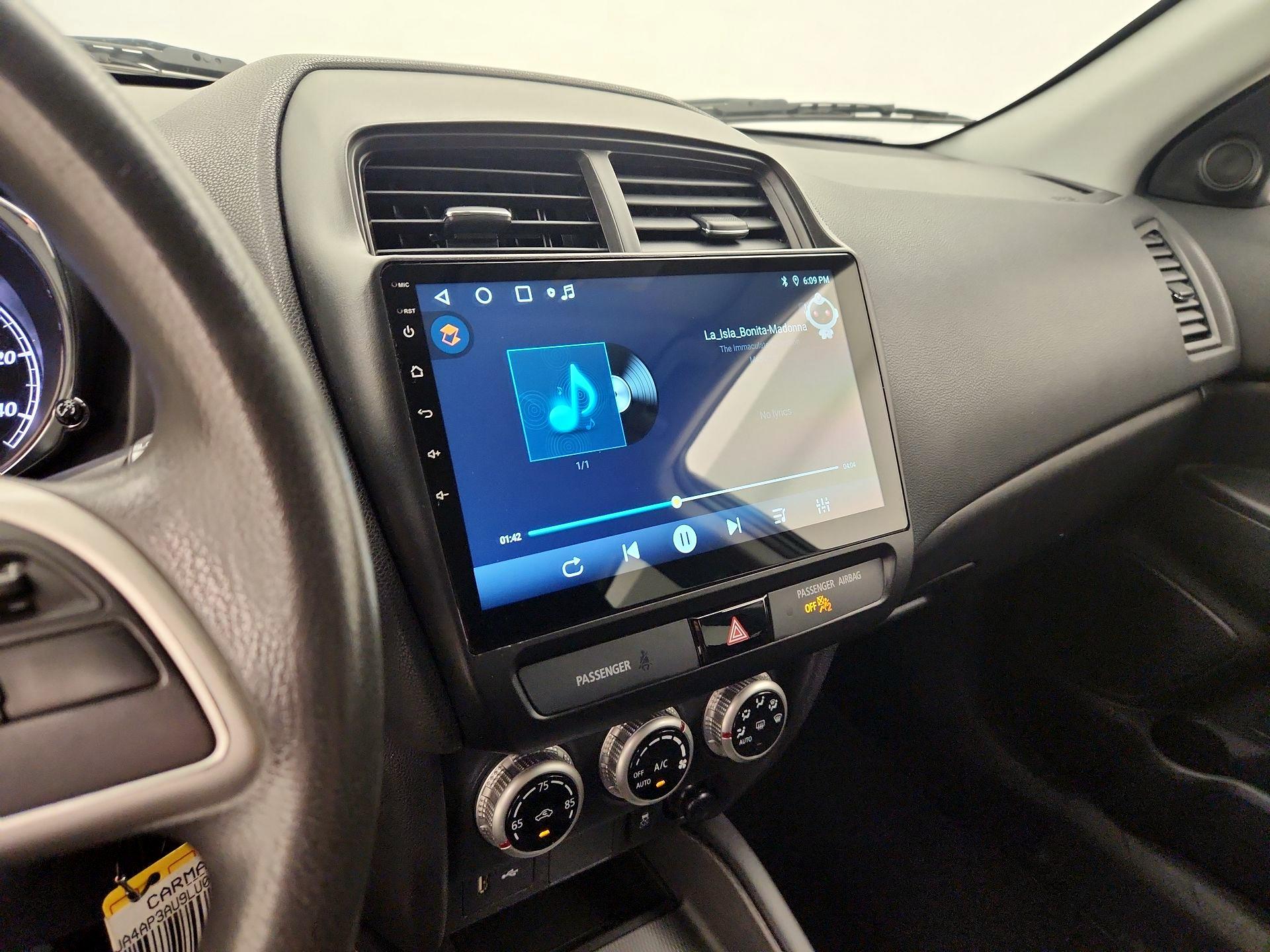 Thumbnail: 2020 Mitsubishi Outlander Sport - 14