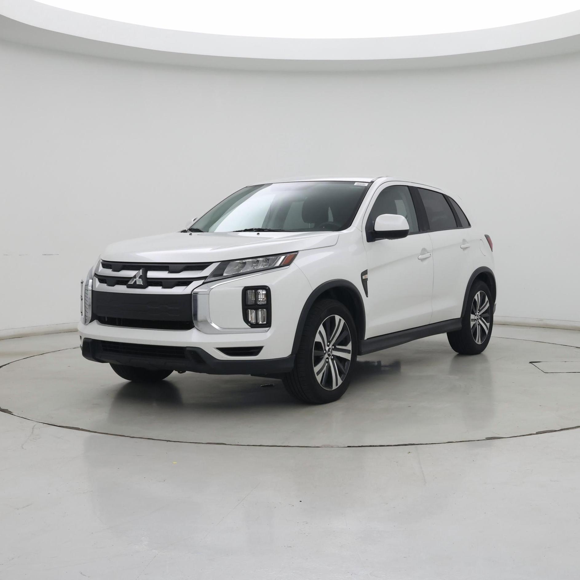 Thumbnail: 2020 Mitsubishi Outlander Sport - 4