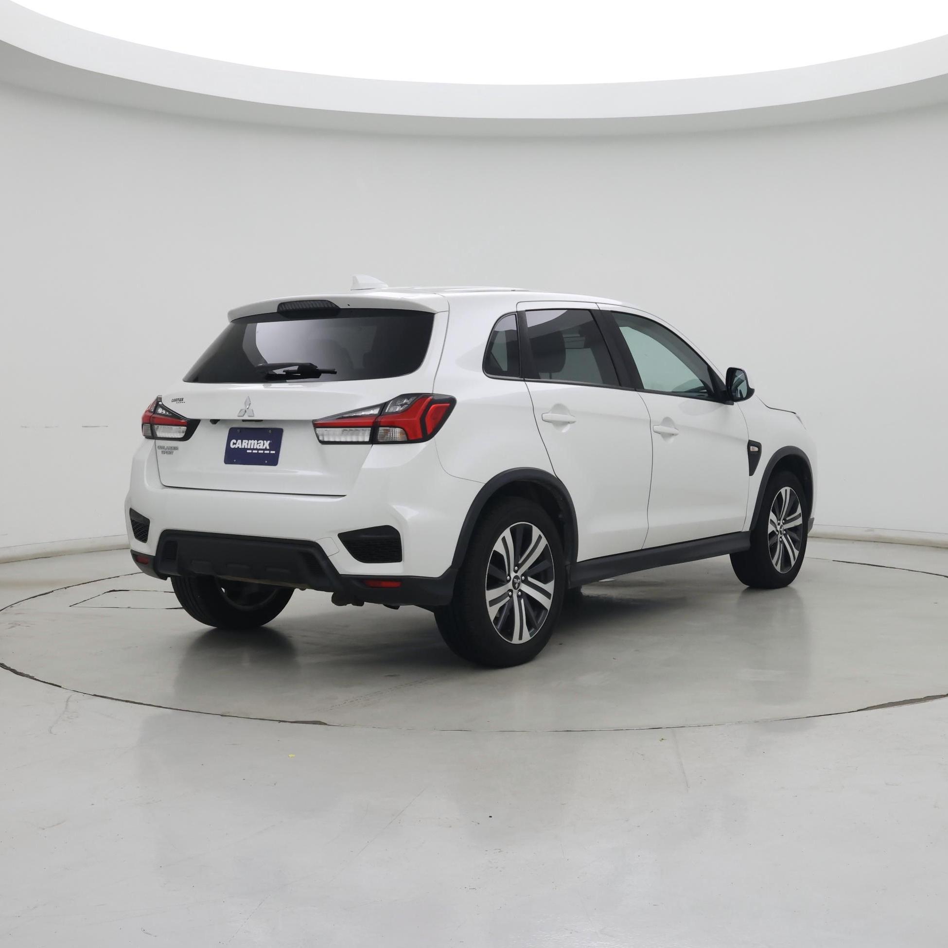Thumbnail: 2020 Mitsubishi Outlander Sport - 8