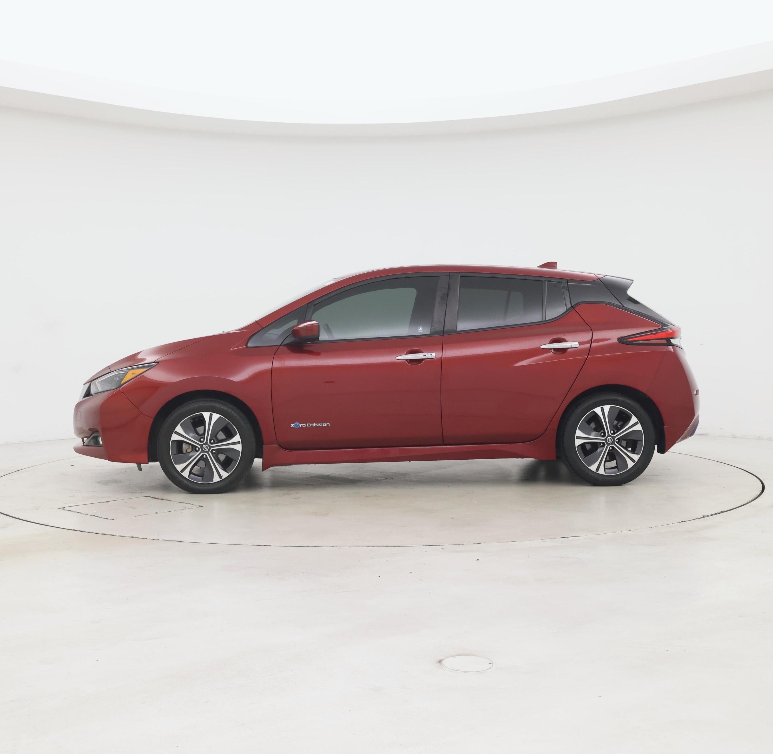 Thumbnail: 2019 Nissan Leaf - 3