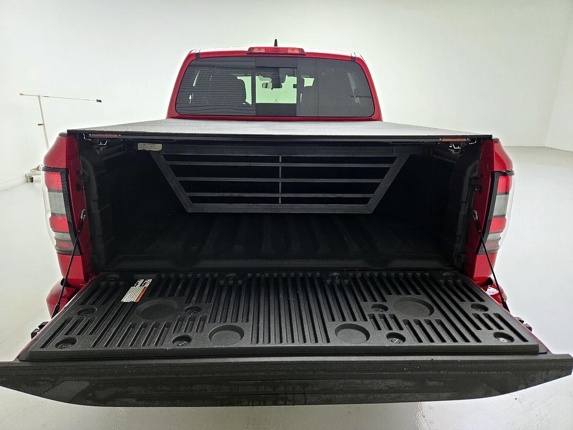 Thumbnail: 2024 Nissan Frontier - 18