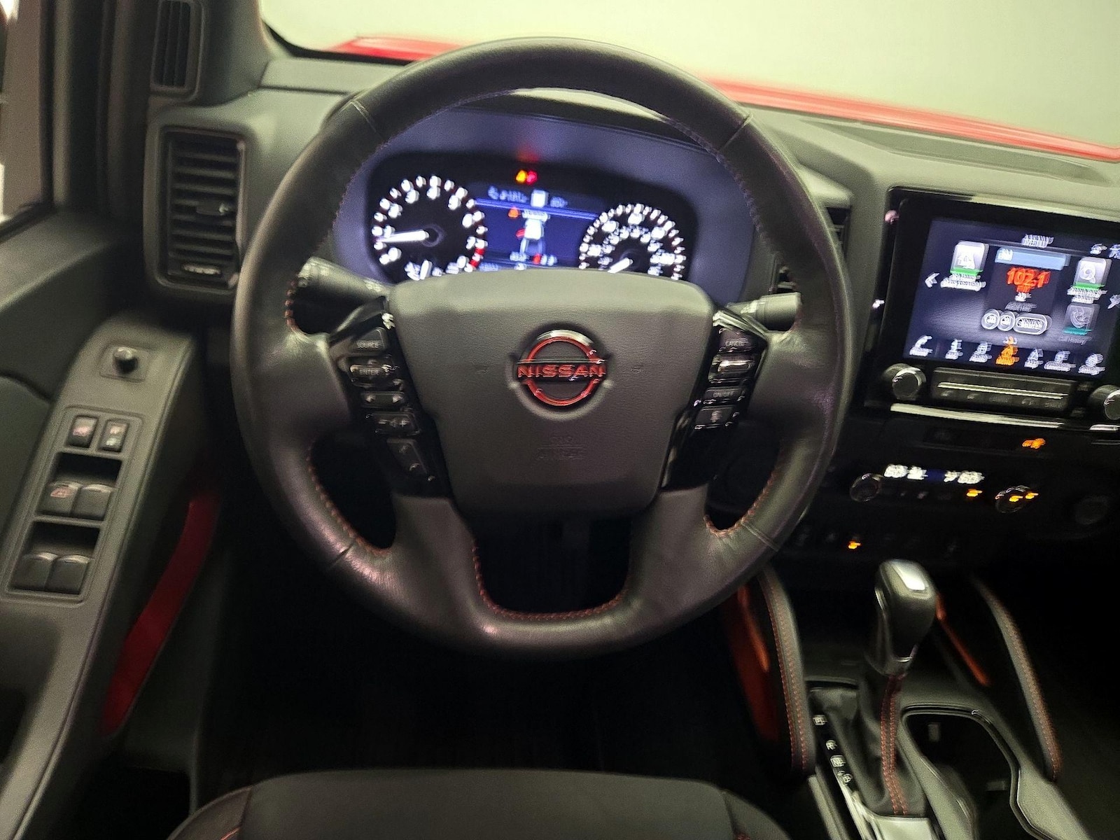 2024 Nissan Frontier PRO-X - Photo 9