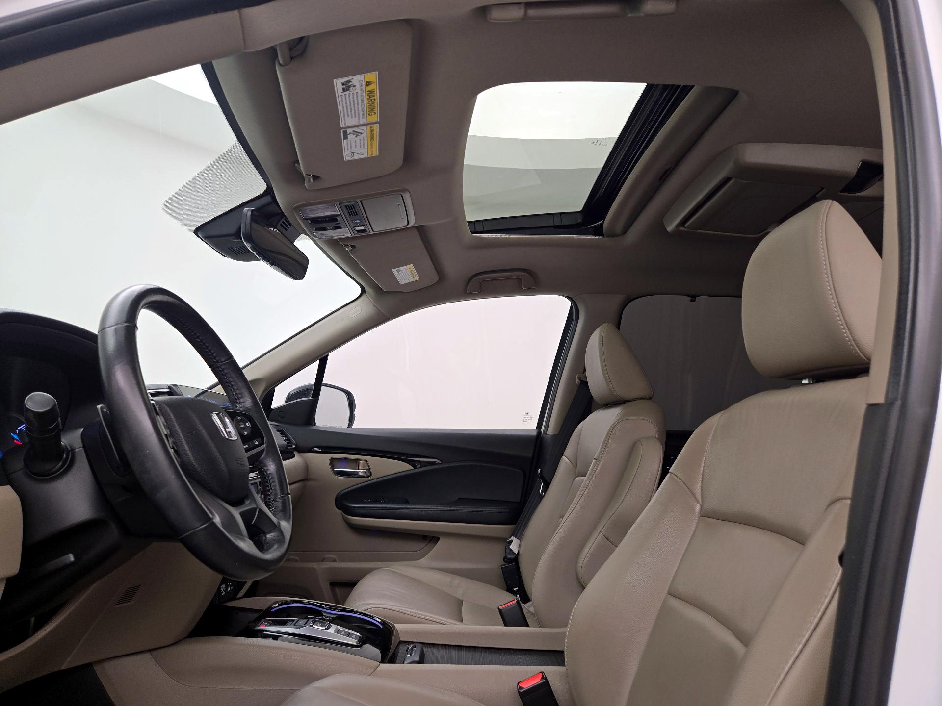 Thumbnail: 2020 Honda Pilot - 20