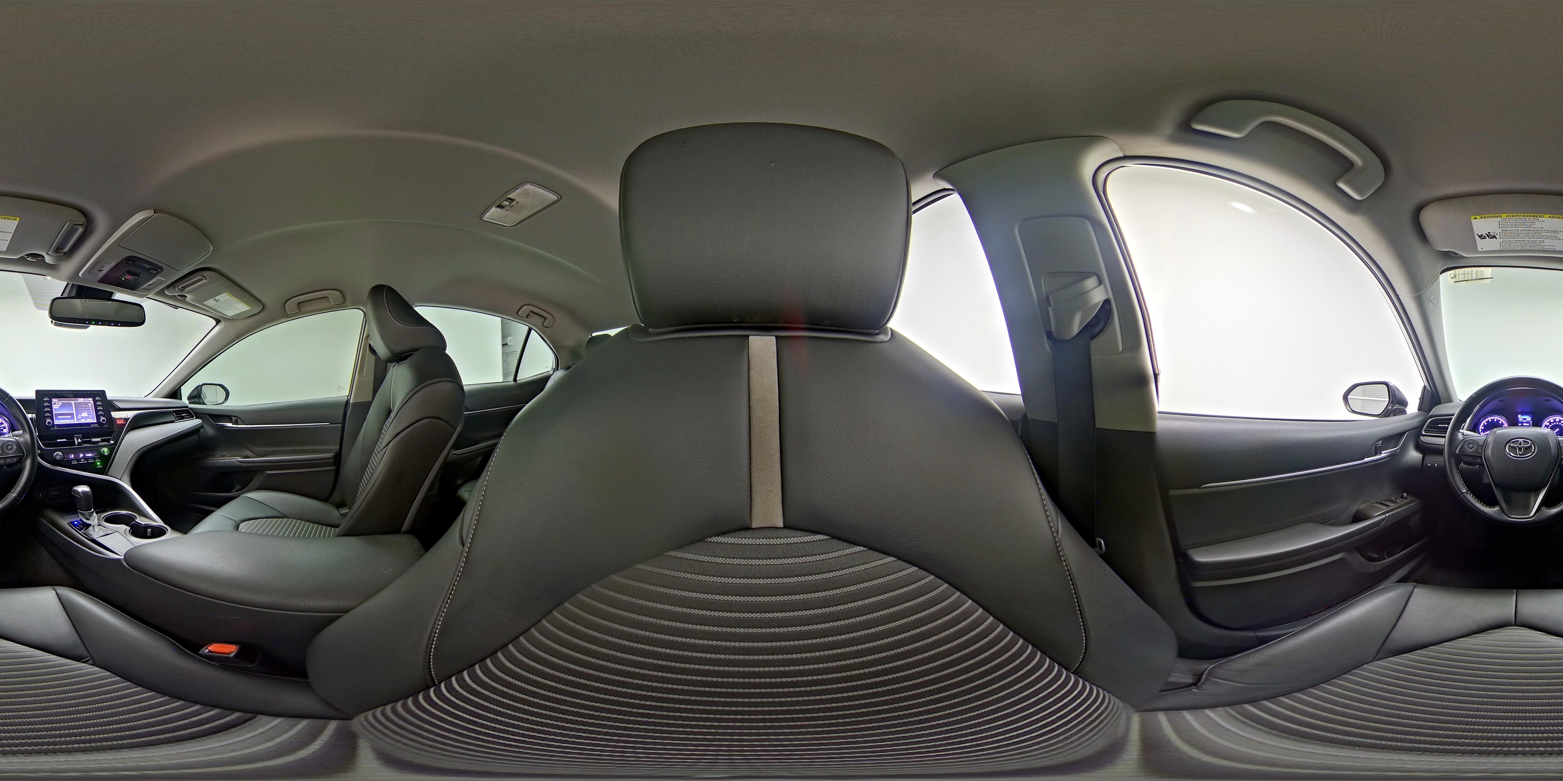 2021 Toyota Camry SE - Photo 24