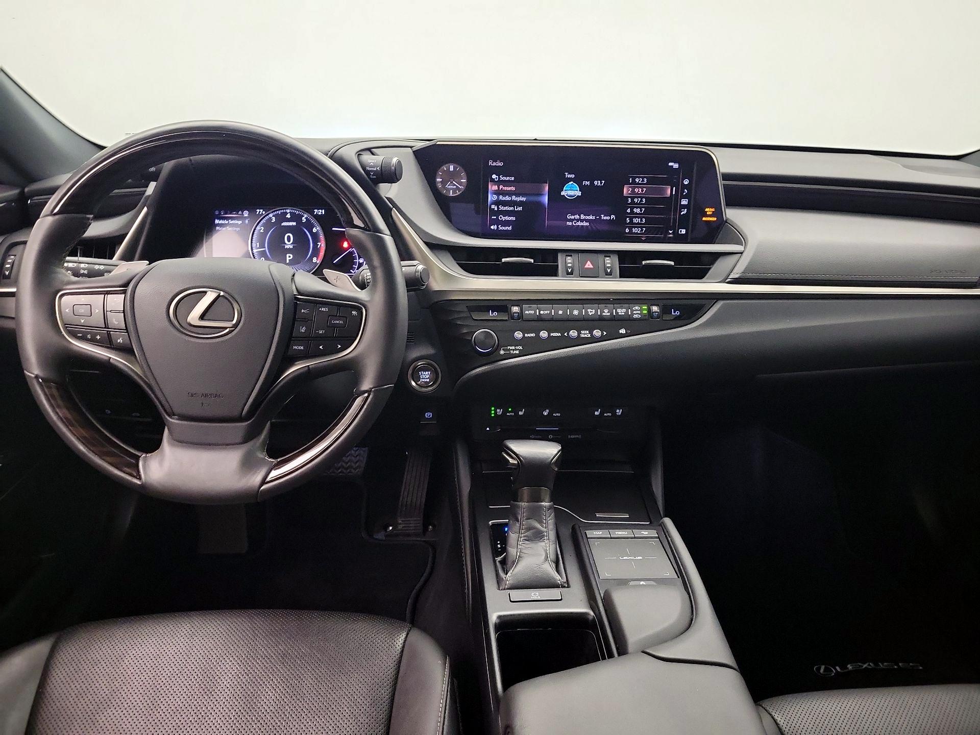 Thumbnail: 2019 Lexus ES - 9