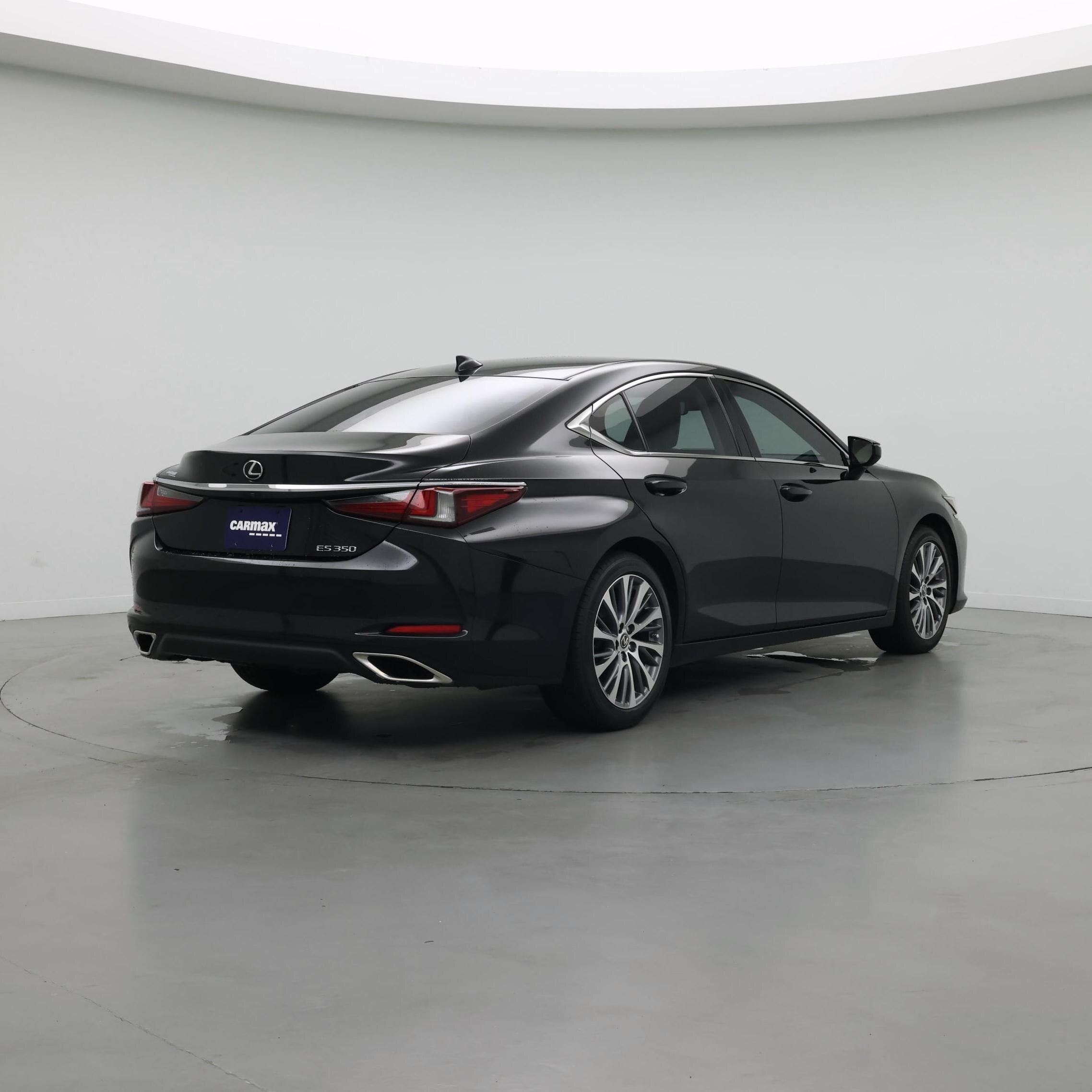 Thumbnail: 2019 Lexus ES - 8