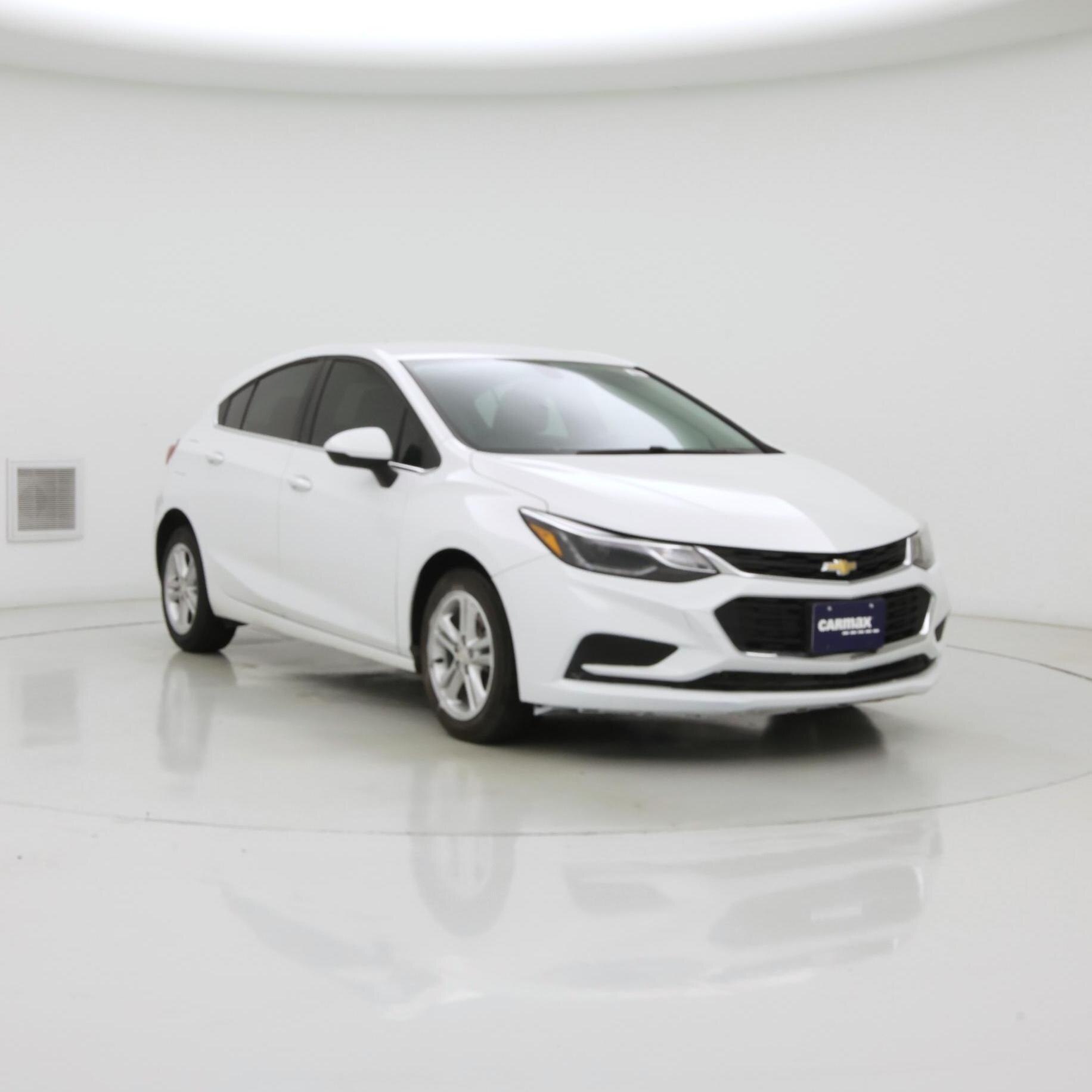 White 2018 Chevrolet Cruze Hatchback Front-Wheel Drive Automatic