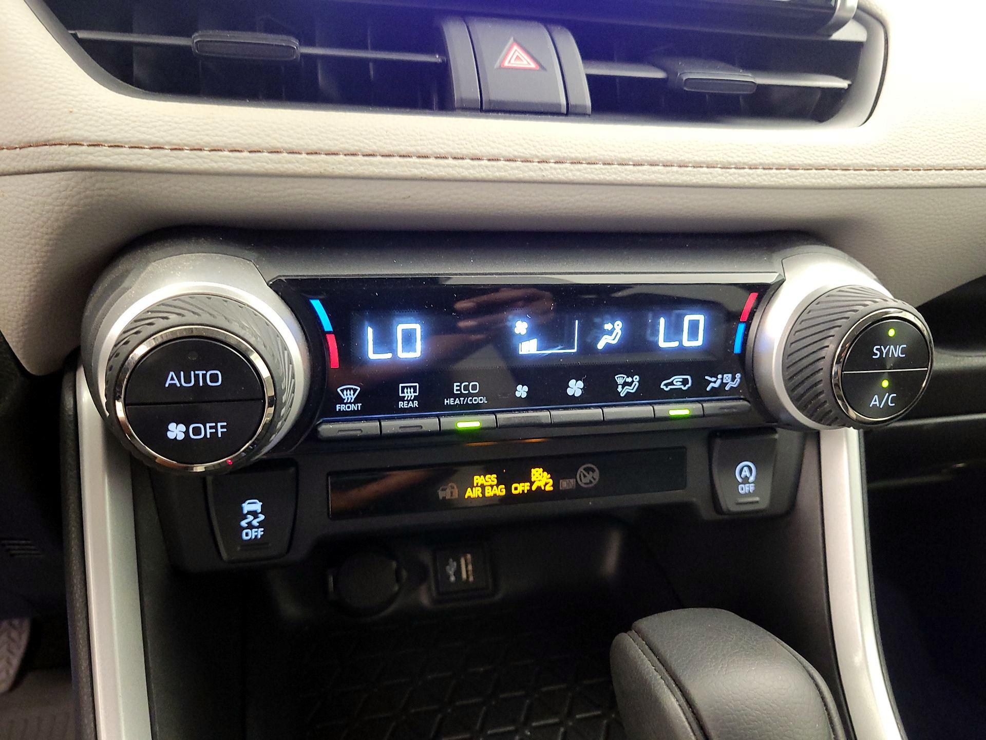Thumbnail: 2024 Toyota RAV4 - 14