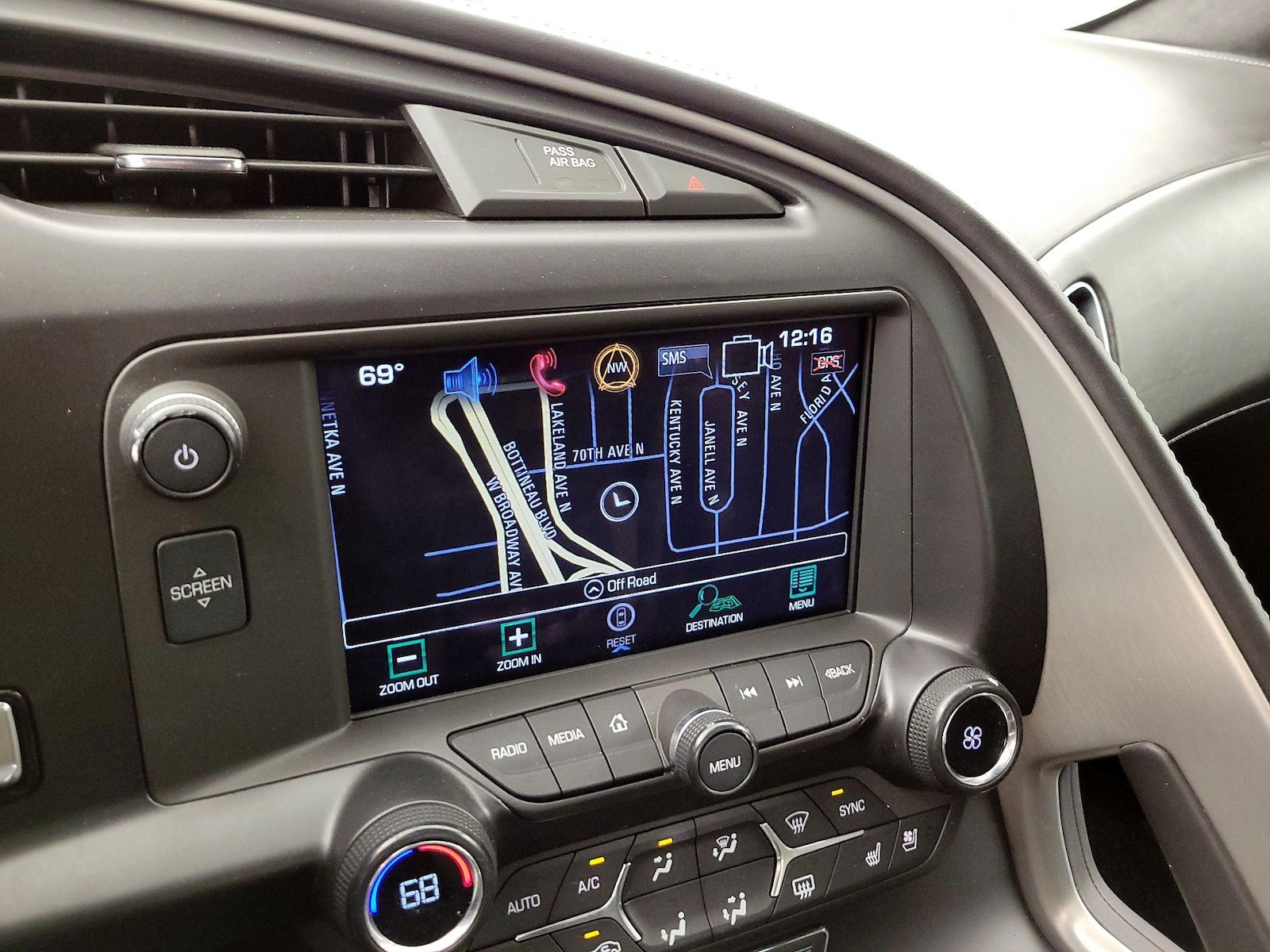 2016 Chevrolet Corvette 3LT - Photo 15
